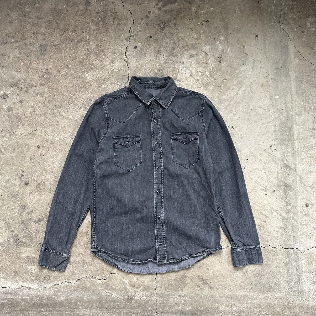 Sandro Sandro Paris Denim Jeans Shirt Long Sleeve Men's Size US S / EU 44-46 / 1 - 1 Thumbnail