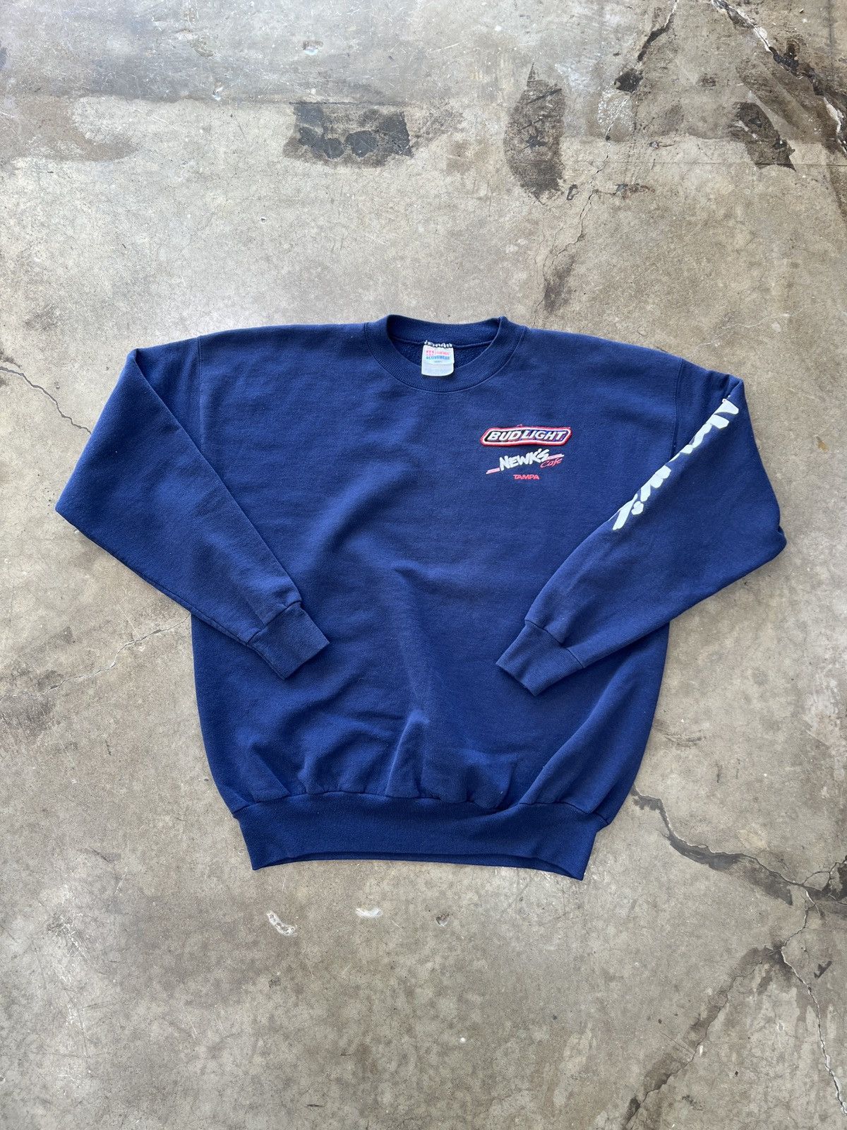 Vintage Vintage Bud Light Newk's Cafe Tampa Vacation Tee Large Size US L / EU 52-54 / 3 - 2 Thumbnail