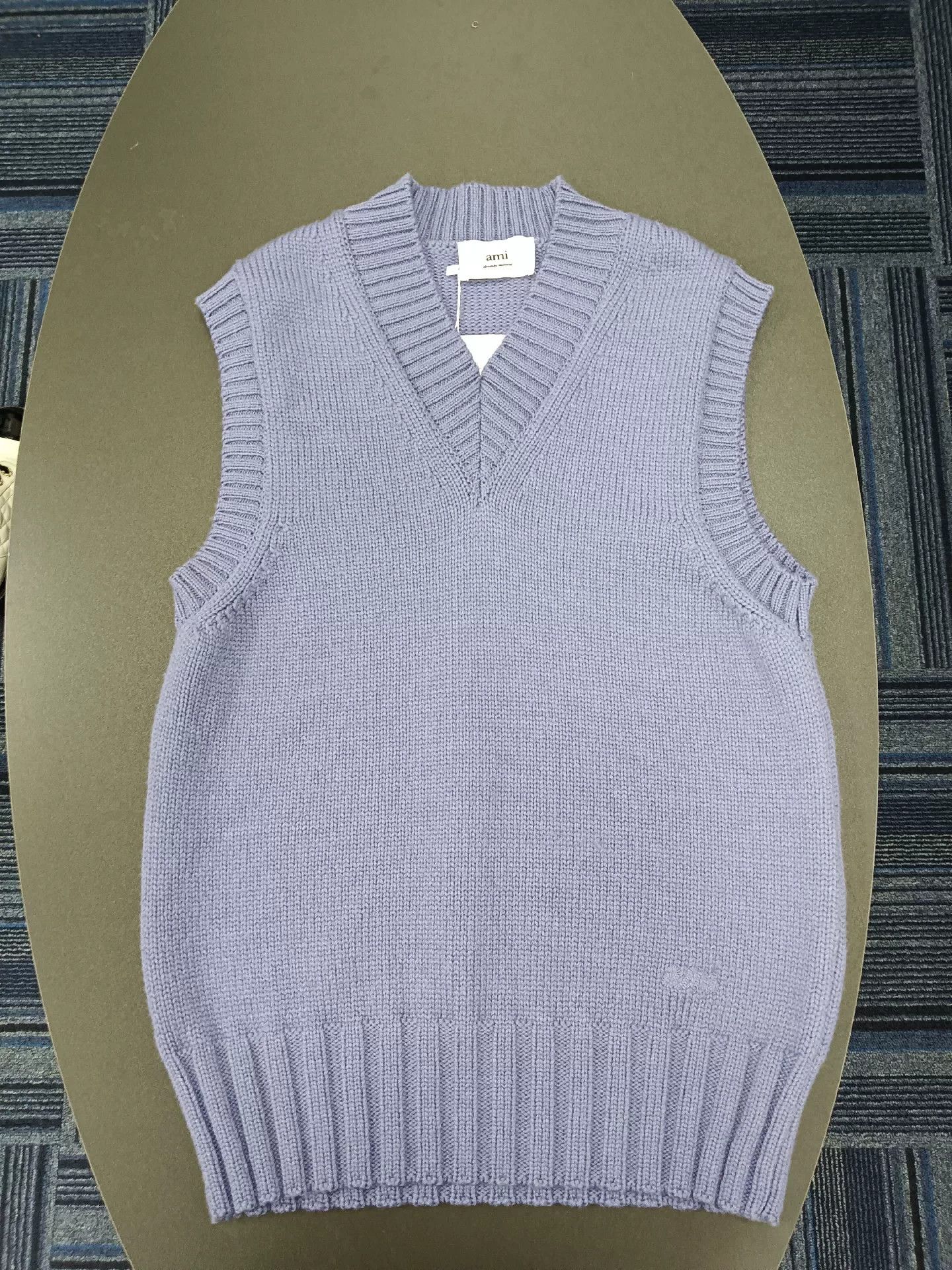 AMI ami classic logo embroidered sleeveless sweater Size M / US 6-8 / IT 42-44 - 1 Thumbnail