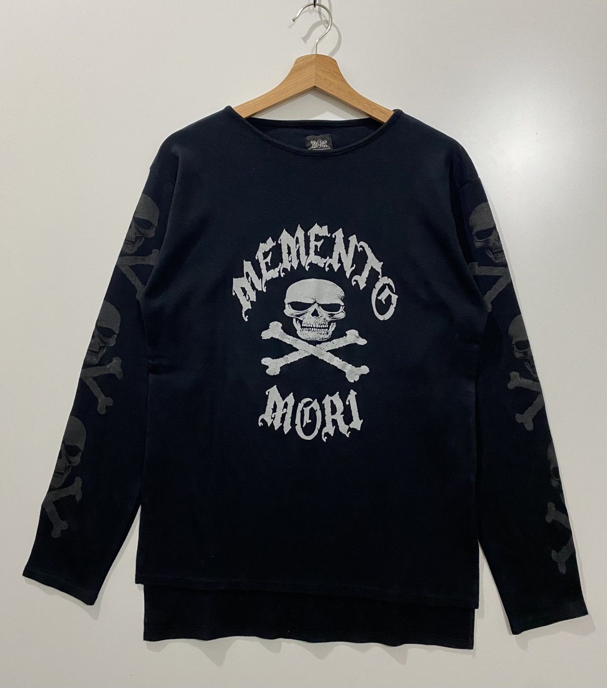Vintage Tiger of London "Memento Mori" Size US M / EU 48-50 / 2 - 1 Thumbnail