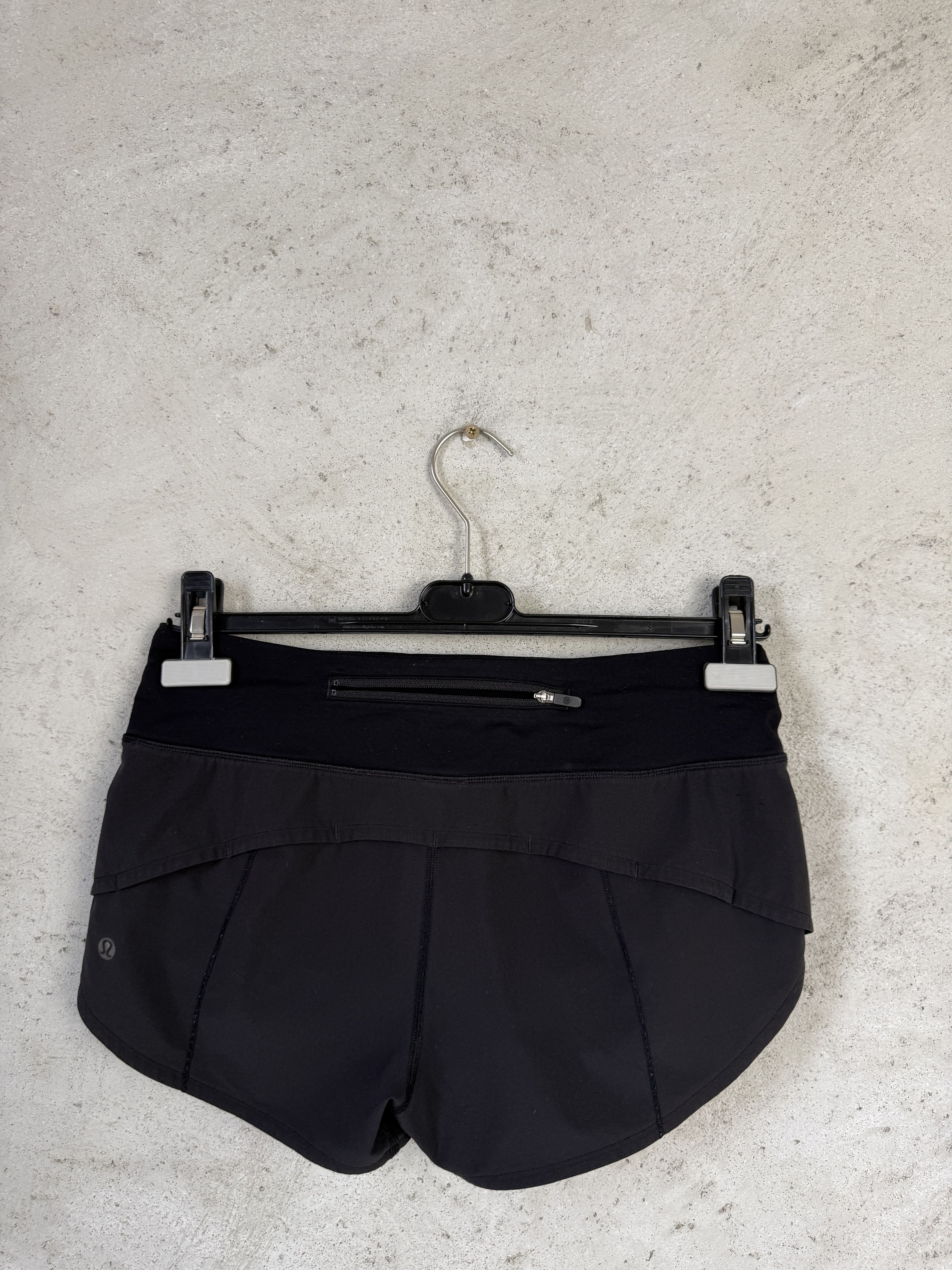 Lululemon Lululemon shorts sport gym pilates yoga running Size 27" / US 4 / IT 40 - 1 Thumbnail