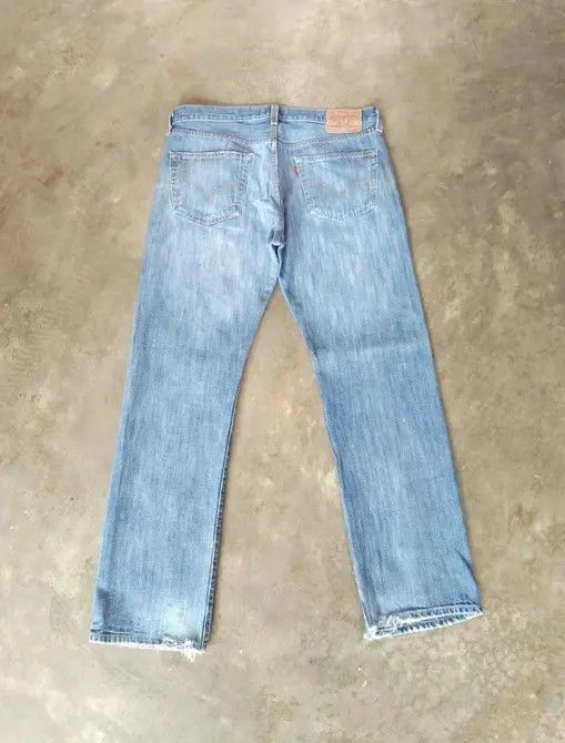 Levi's Vintage Levis 501 Washed Straight Leg Distressed Jeans 34x32 Size US 34 / EU 50 - 2 Thumbnail
