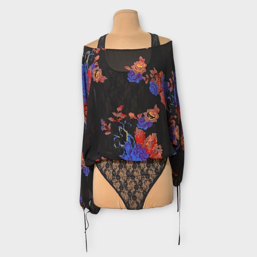 Free People Free People Over Under Floral Lace Thong Bodysuit Small Blac Size S / US 4 / IT 40 - 7 Thumbnail