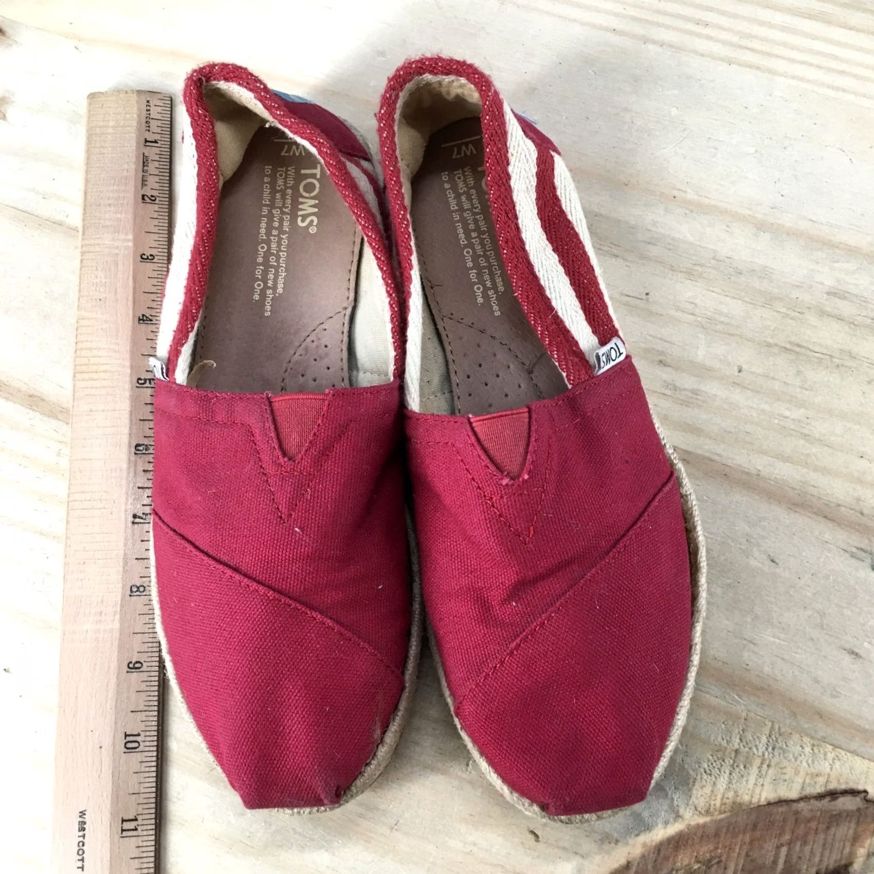 Toms TOMS Womens Slip-On Shoes 7 Classic Red Fabric Low Top Comfort Flat Casual Shoes Size M / US 6-8 / IT 42-44 - 7 Thumbnail