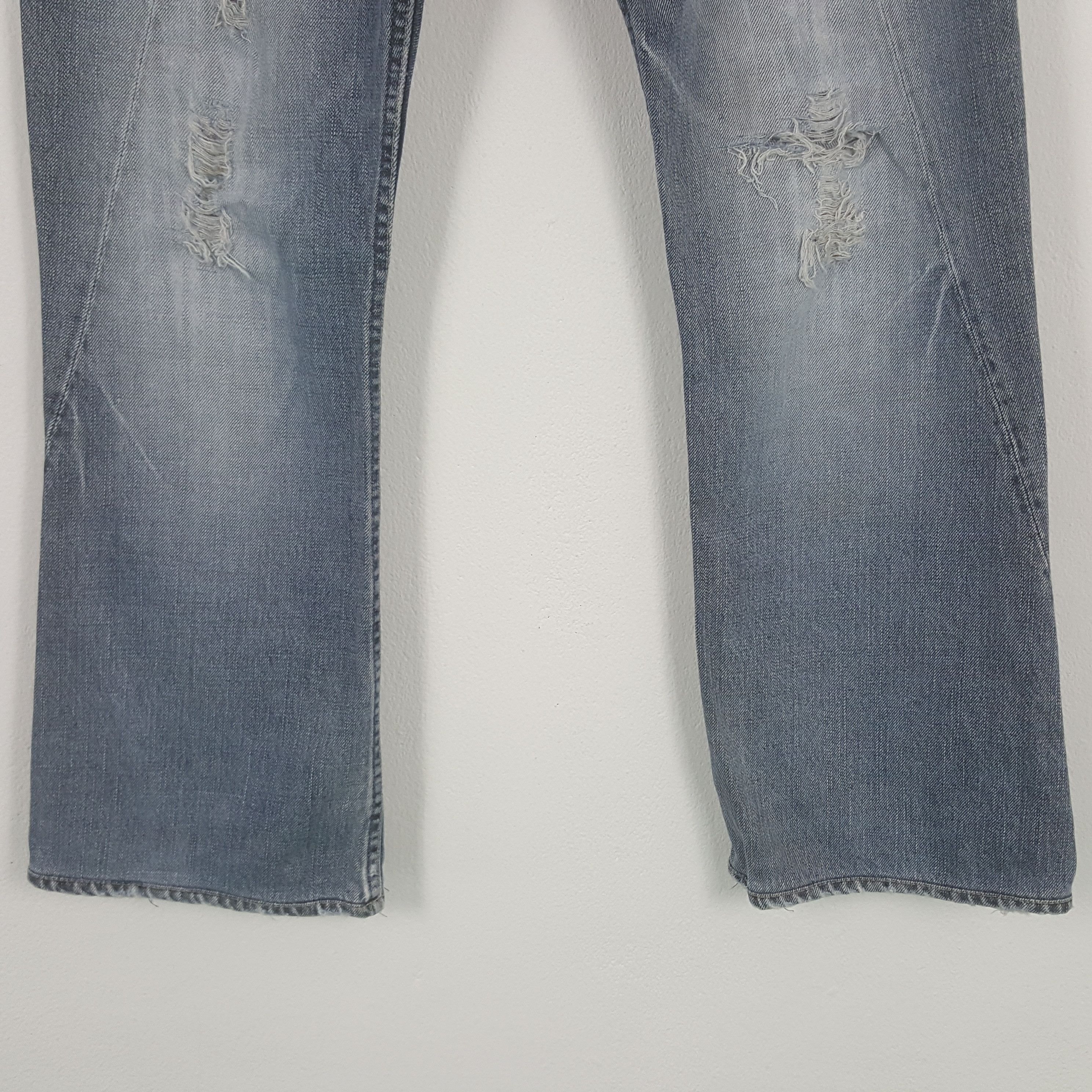 Le Grande Bleu (L.G.B.) Vintage L.G.B. Le Grande Bleu Japanese Distressed Denim Jean Size US 31 - 3 Thumbnail