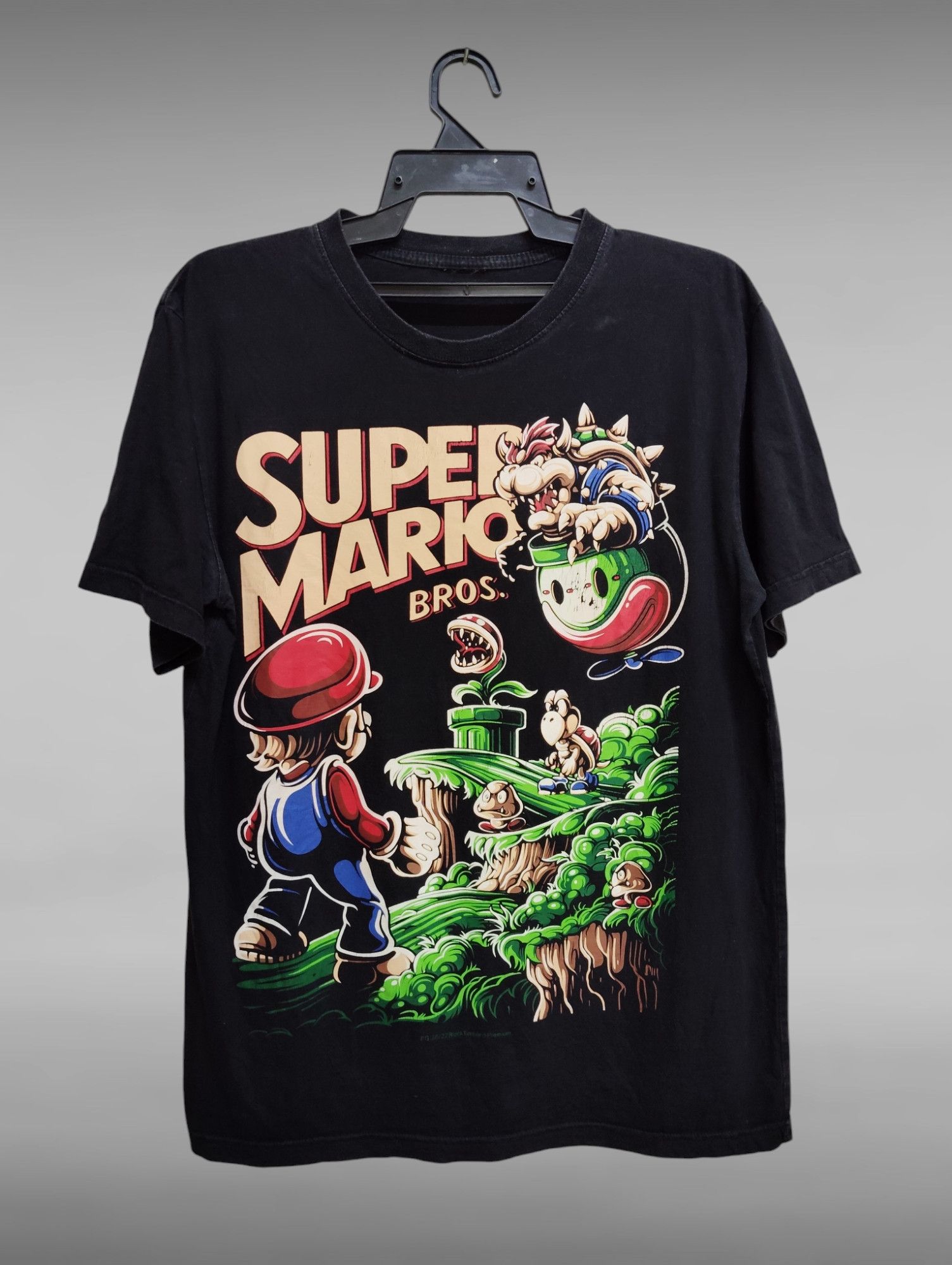 MARIO BROS BIG PRINT T-SHIRT