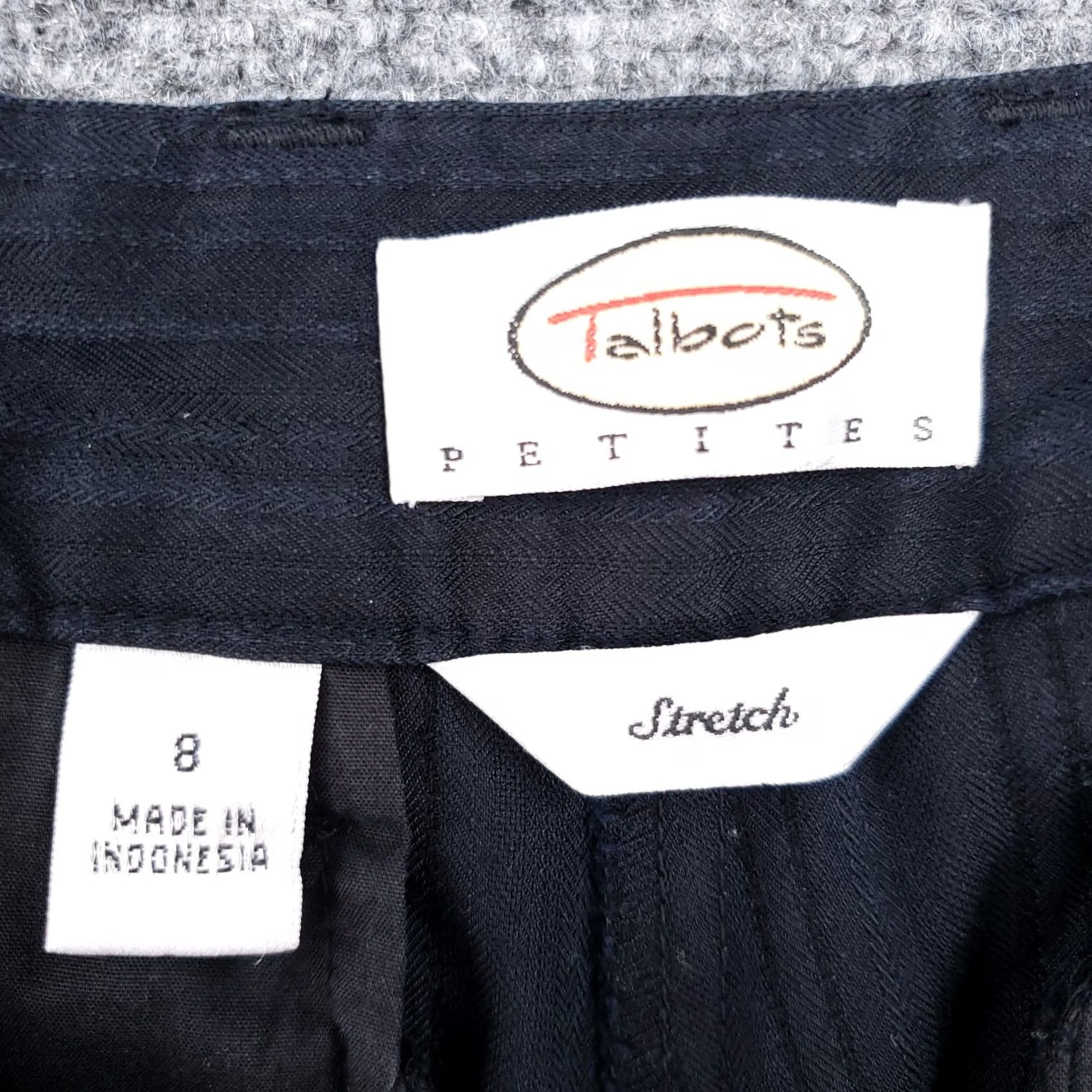 Talbots Talbots Pants Womens 8P Black Capri Mid-Rise Straight Relaxed Fit Stretch Pockets Size 30" / US 8 / IT 44 - 3 Thumbnail