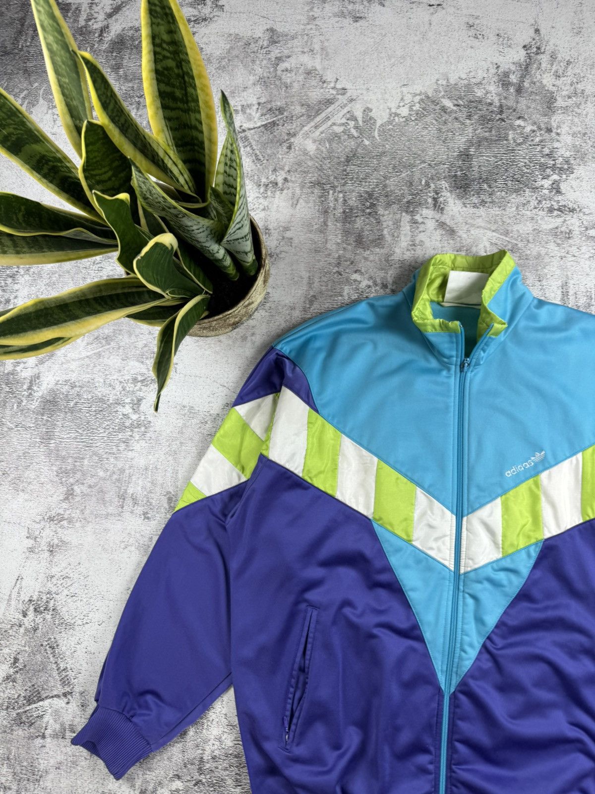 Adidas Adidas Men’s Vintage M Y2K Retro Blue Logo Track Activewear Zip Light Jacket Size US M / EU 48-50 / 2 - 6 Thumbnail