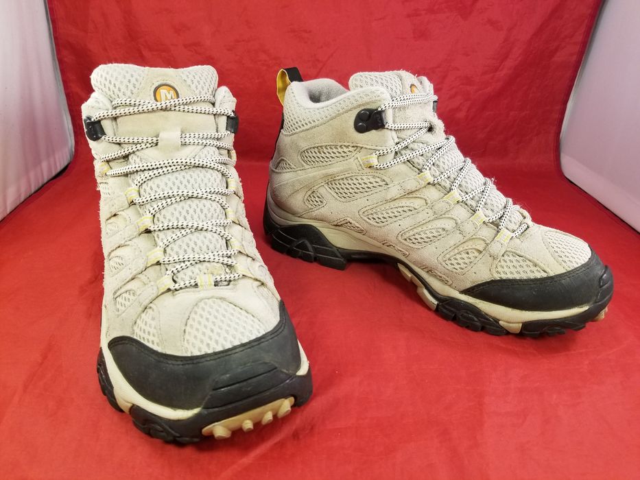 merrell taupe