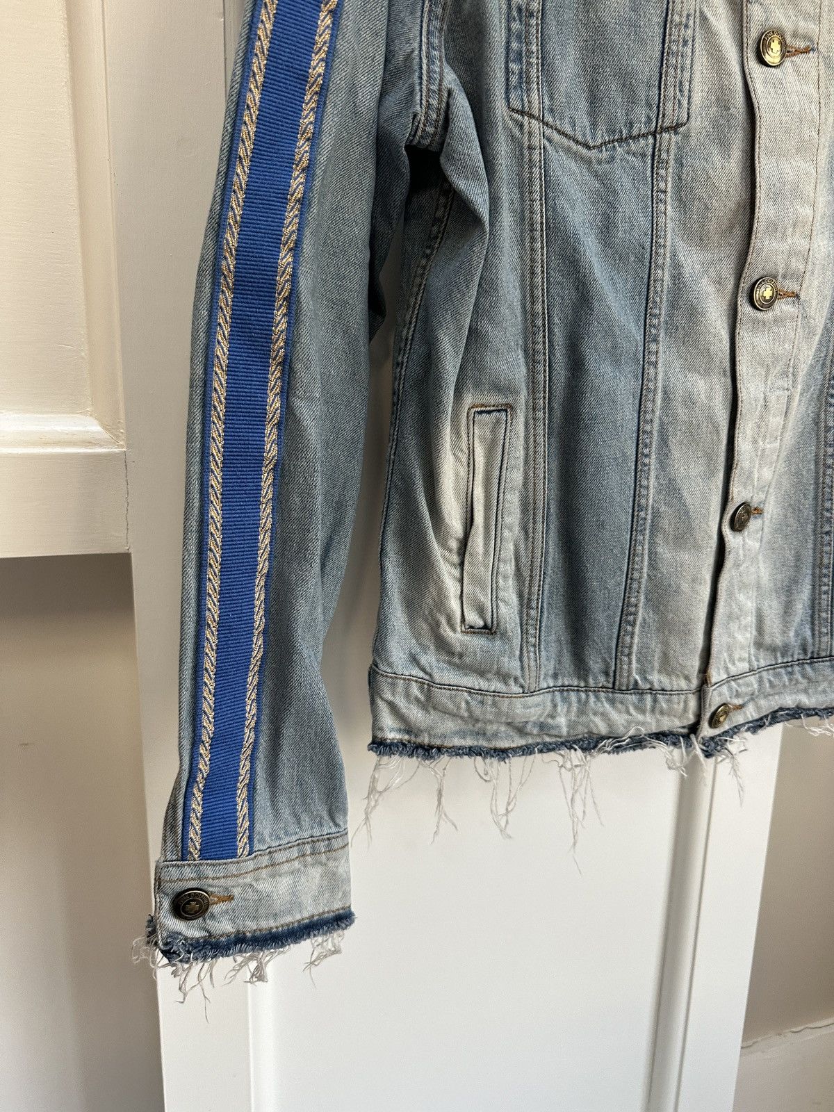 Pink Dolphin Frayed Faded Denim Jacket Size US S / EU 44-46 / 1 - 4 Thumbnail
