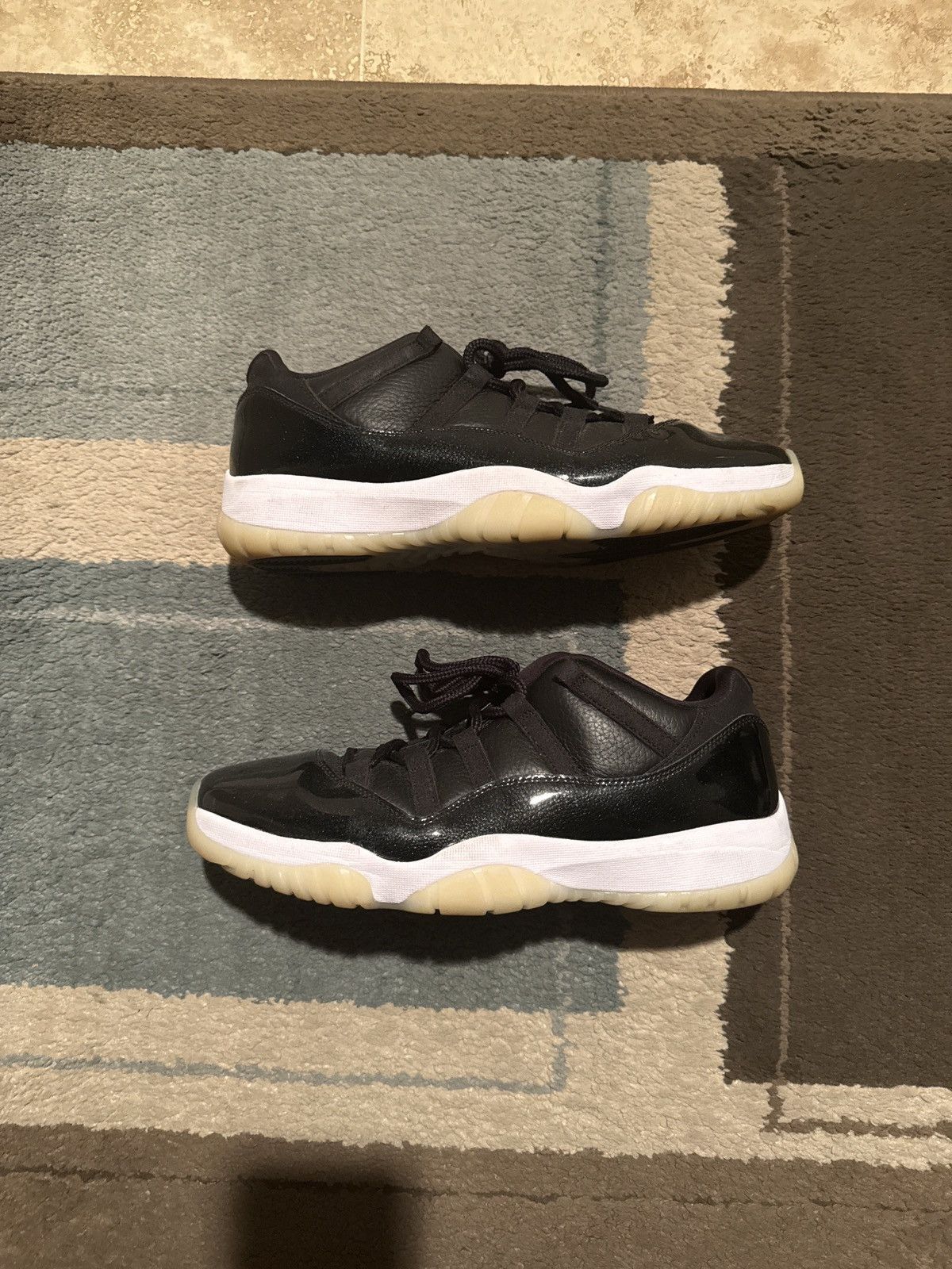 Jordan Brand Air Jordan 11 Low 72-10 Size US 12.5 / EU 45-46 - 1 Thumbnail
