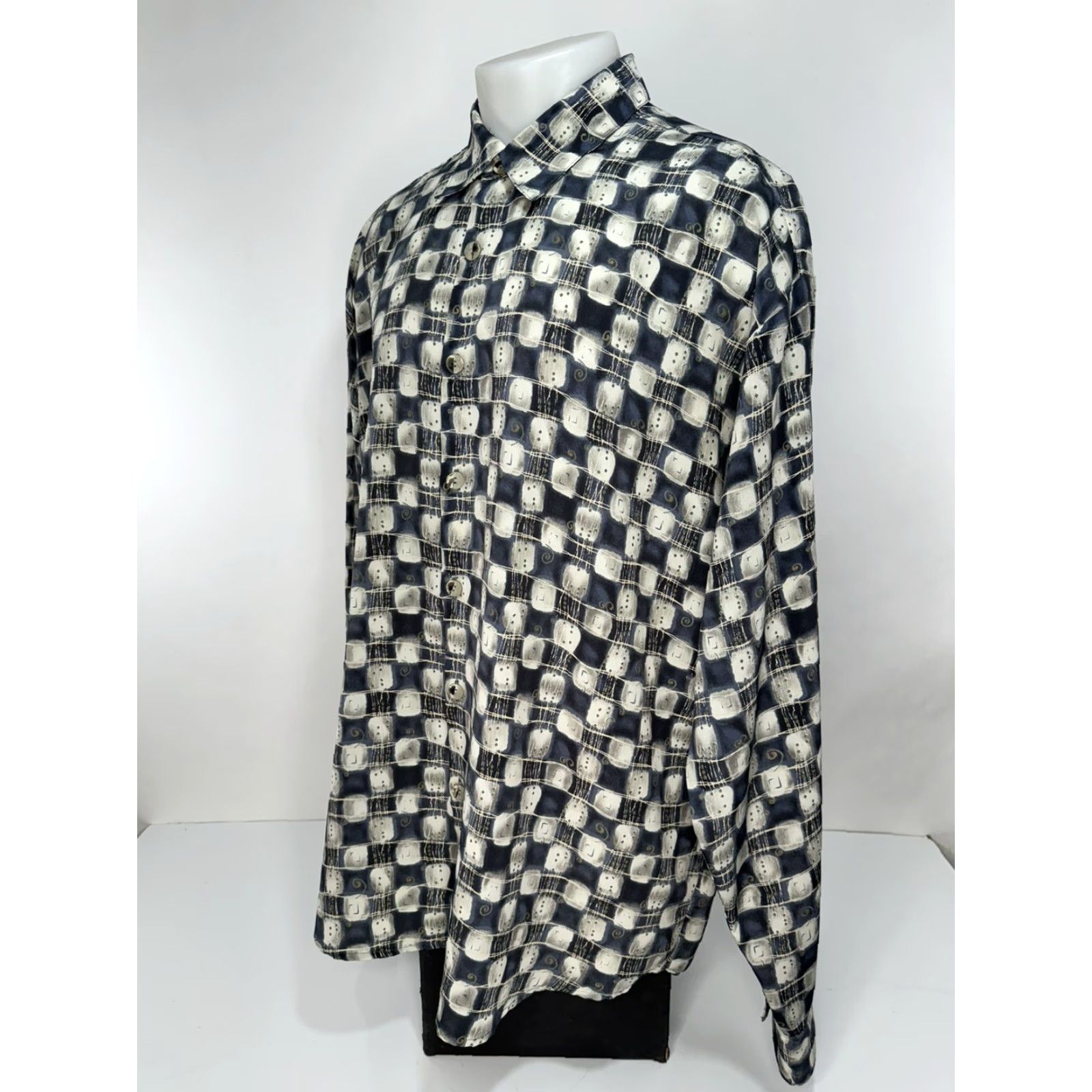 Vintage Gorgeous BERNINI Beverly Hills Geometric Mens 2XL Button-Up Shirt Long Sleeve Blue / Silver / Gray Size US XXL / EU 58 / 5 - 3 Thumbnail
