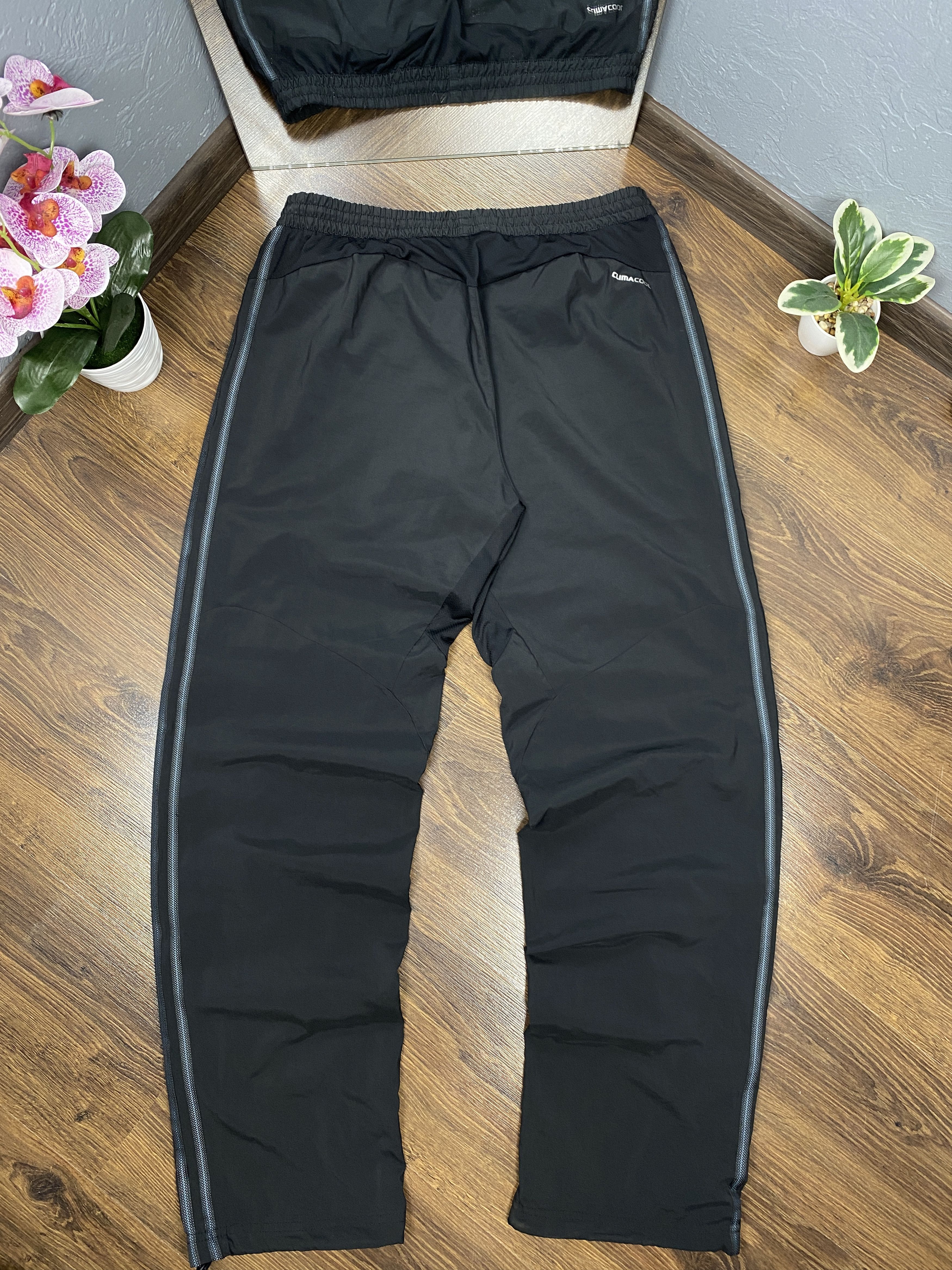 Adidas Adidas vintage parachute nylon track pants y2k Size US 32 / EU 48 - 10 Thumbnail