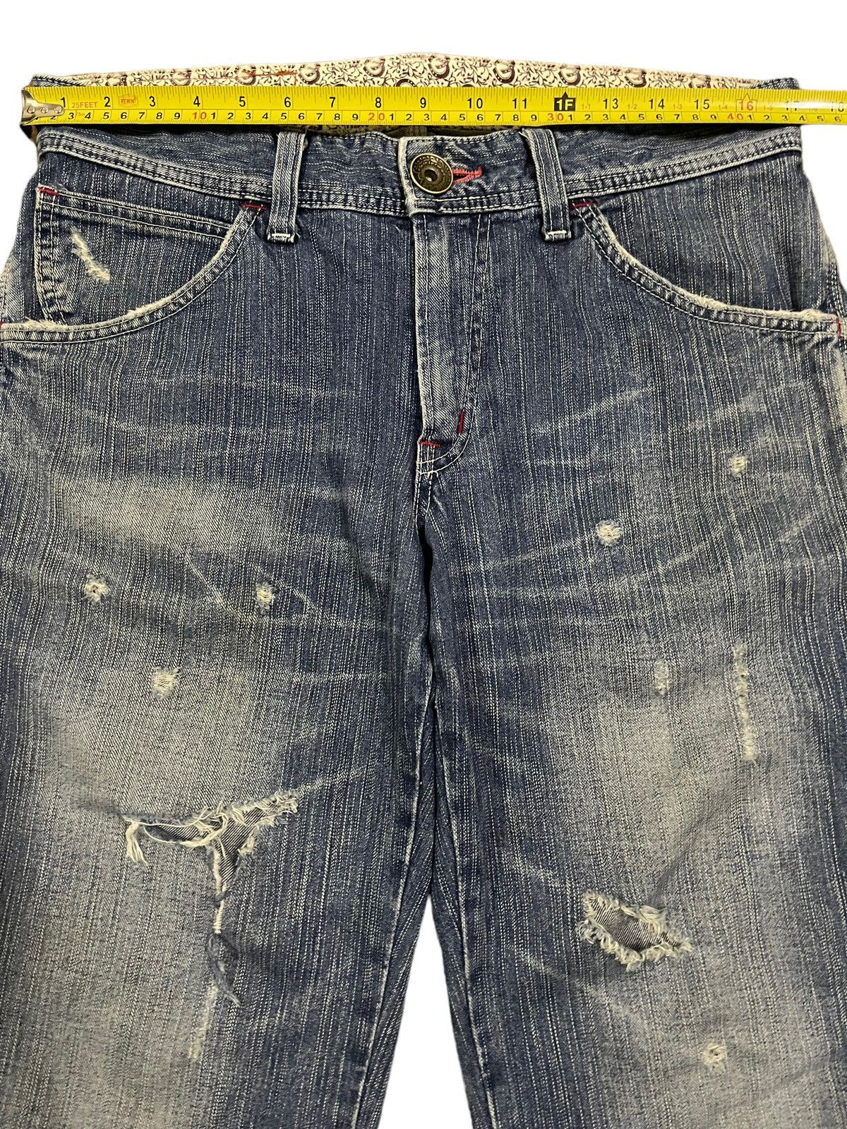 Edwin Vintage Edwin Classic Blue Wash Distressed Short Denim Size US 34 / EU 50 - 9 Thumbnail