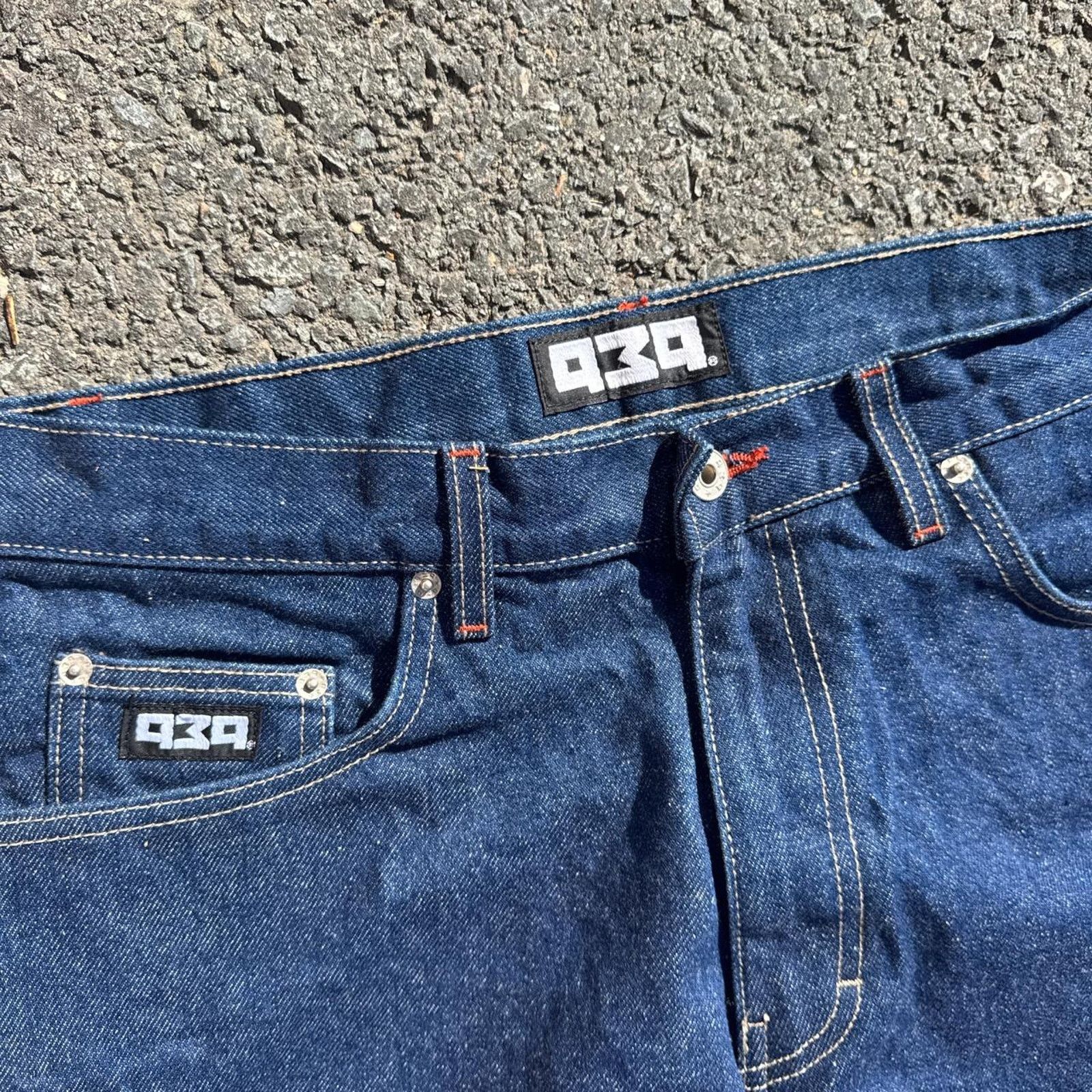 & Other Stories Vintage 90s Deadstock 939 Baggy Jeans – Size 33x32 Size US 33 - 7 Thumbnail