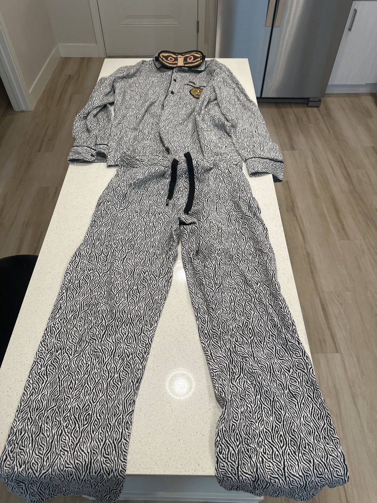 RVCA RVCA pajama set with eye mask Size US M / EU 48-50 / 2 - 9 Thumbnail