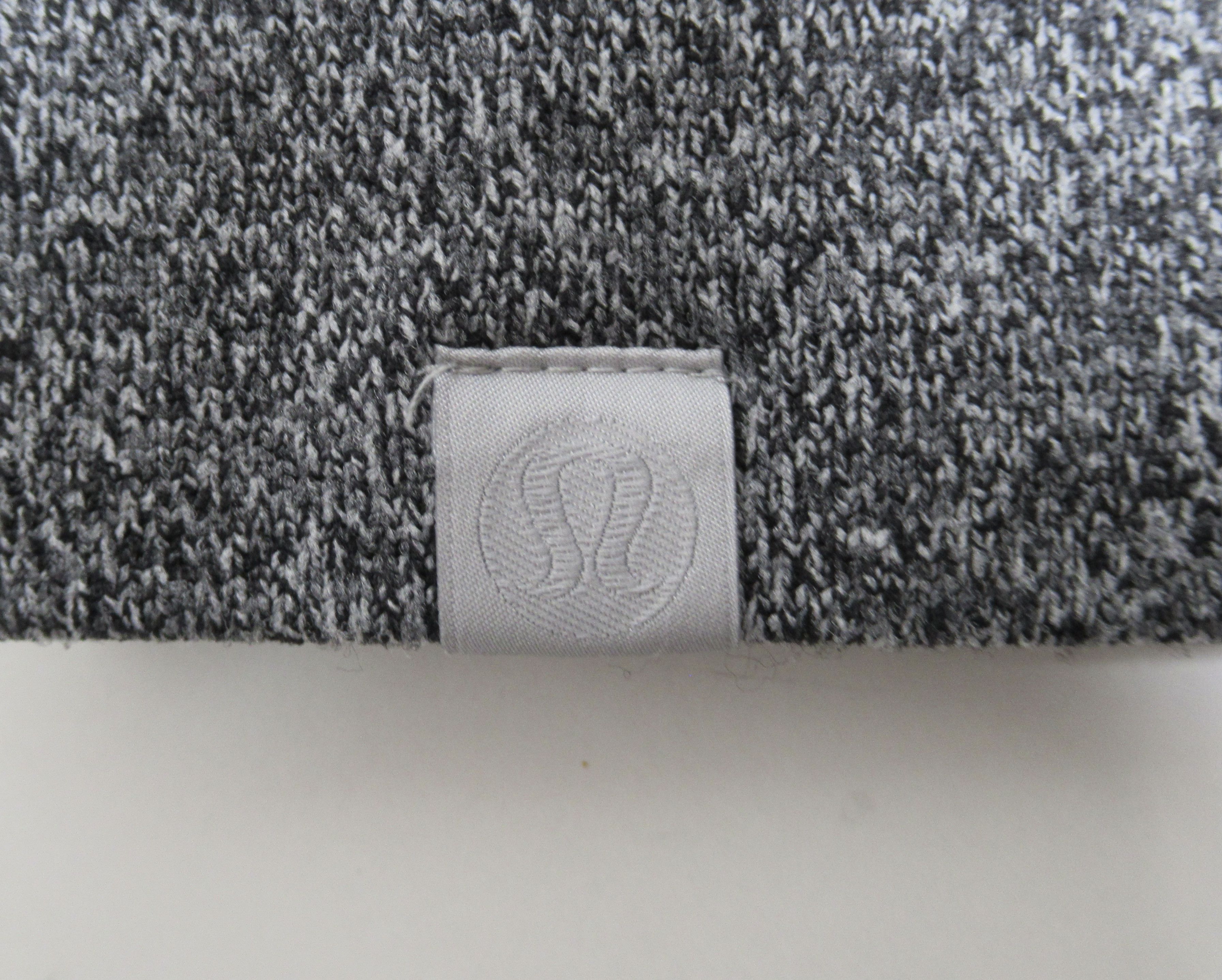 Lululemon Lululemon Men's AllAround Hooded Sweater Vapor / Silver Drop Size US M / EU 48-50 / 2 - 11 Thumbnail