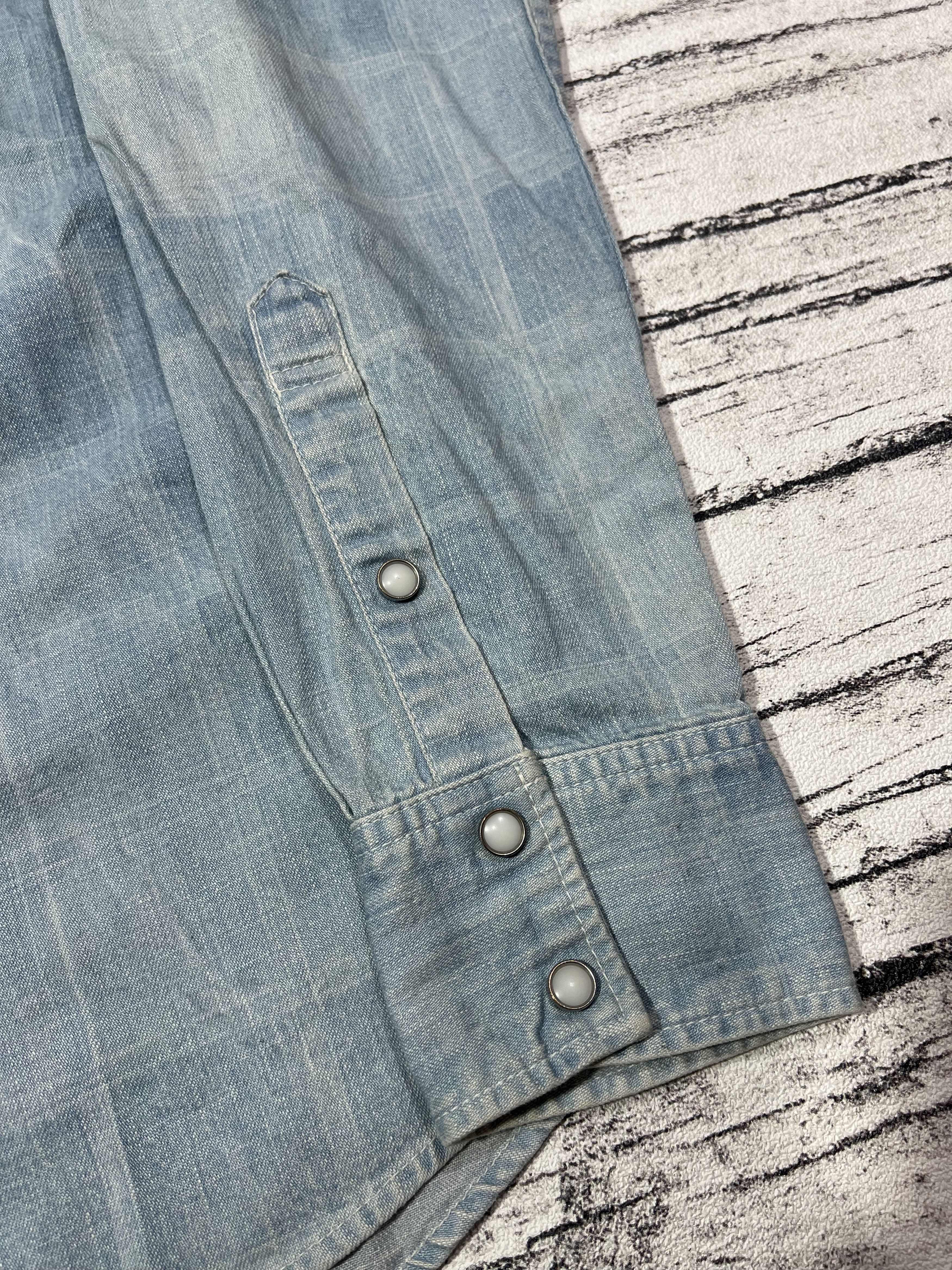 Momotaro Jeans 2000s Momotaro Jeans Pattern Longsleeve Denim Jeans Shirt Size US M / EU 48-50 / 2 - 3 Thumbnail