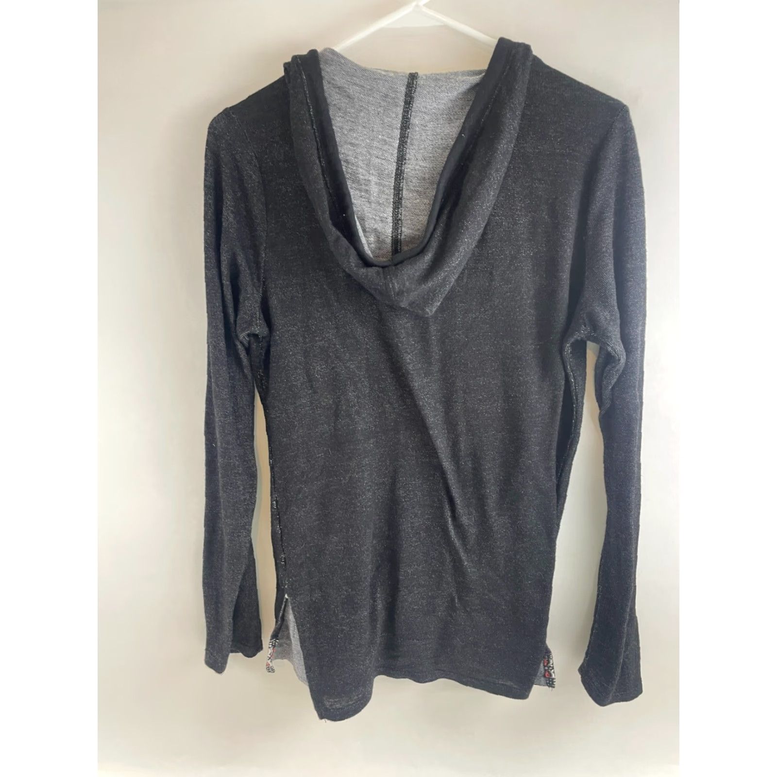 Vintage Maurices Sweater Women's Size Medium Black V-Neck Hoodie Long Sleeve Drawstring Pullover Size L / US 10 / IT 46 - 2 Thumbnail