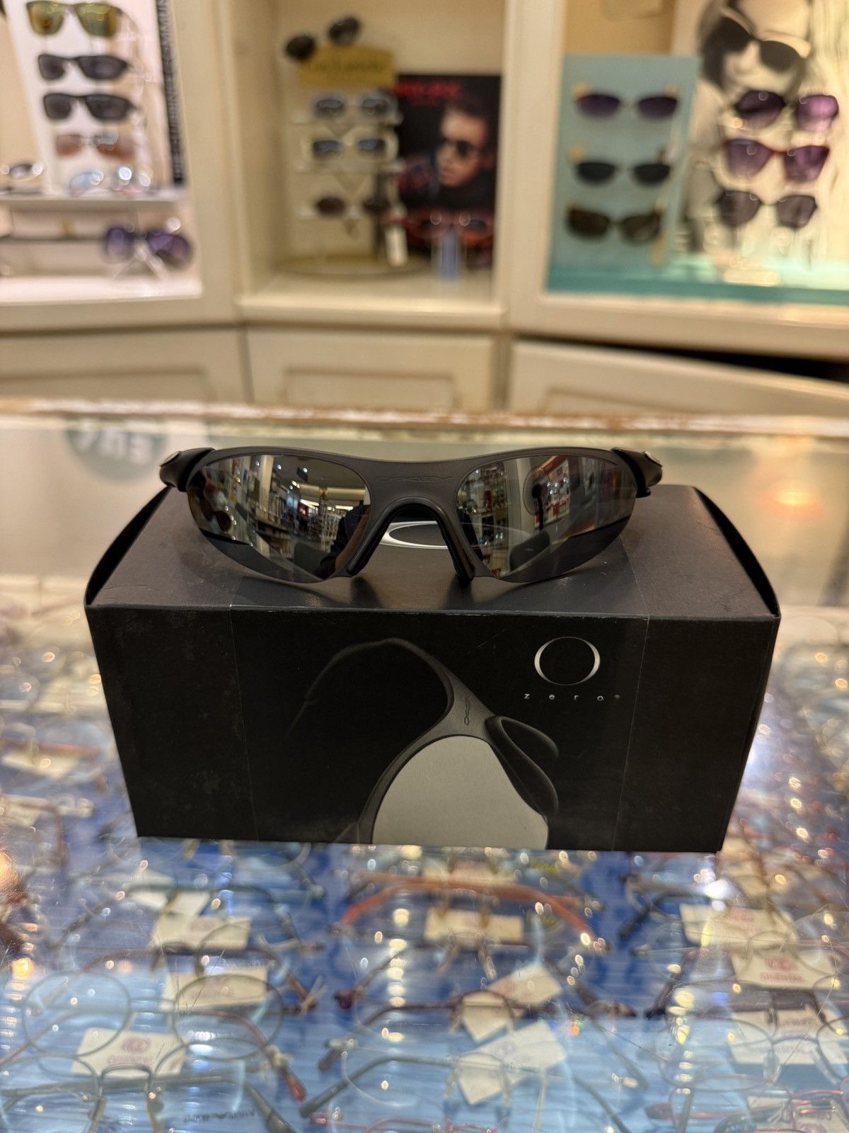 Oakley 2000's OAKLEY ZERO 0.7 Sunglasses Size ONE SIZE - 2 Thumbnail