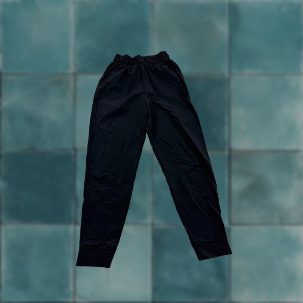 Nike Nike Pants Womens Small Black Track Dri Fit Windbreaker Elastic Waist Pull On Size 28" / US 6 / IT 42 - 1 Thumbnail