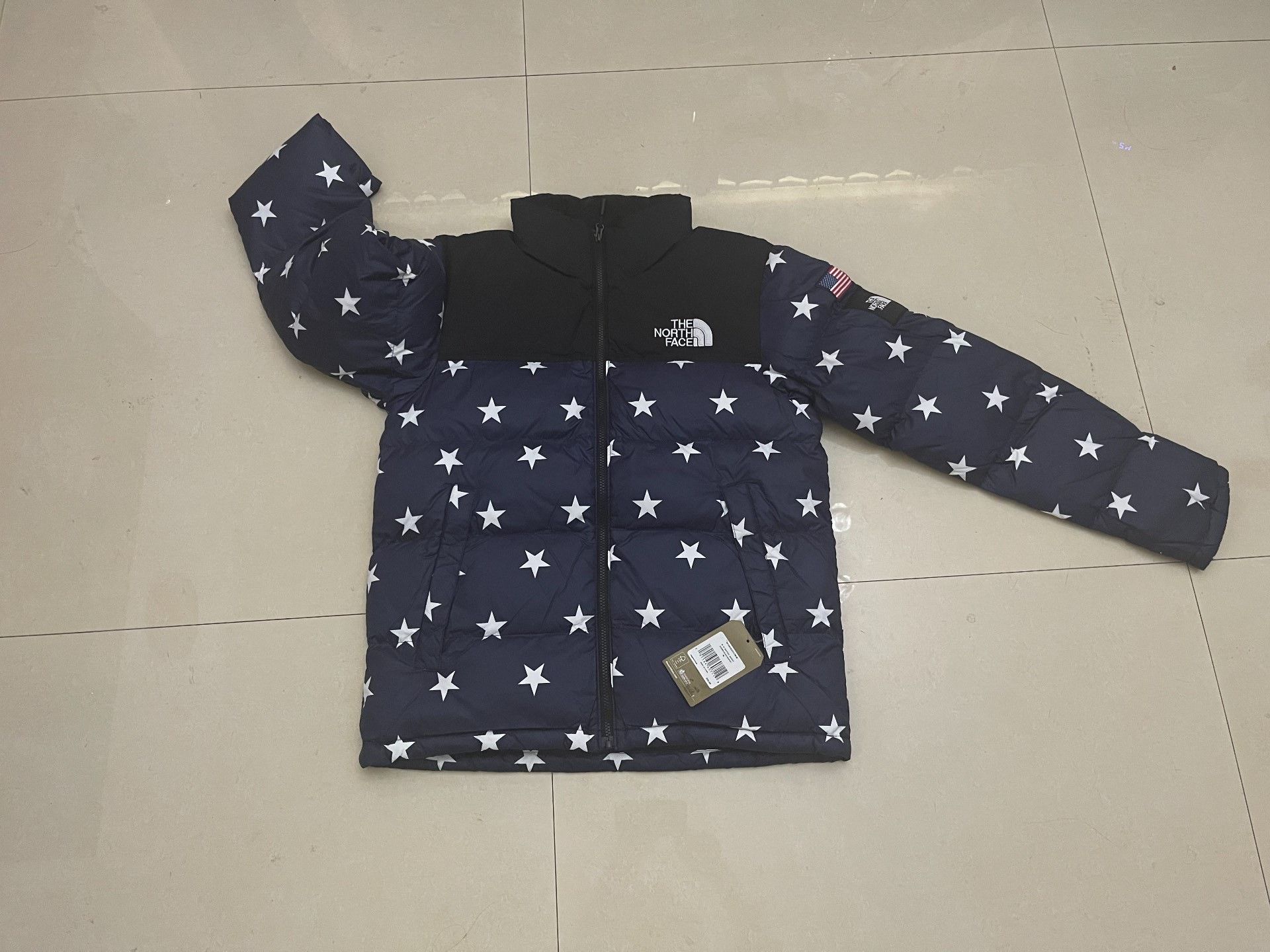 The North Face The North Face IC Nuptse Star Jacket Size US M / EU 48-50 / 2 - 1 Thumbnail