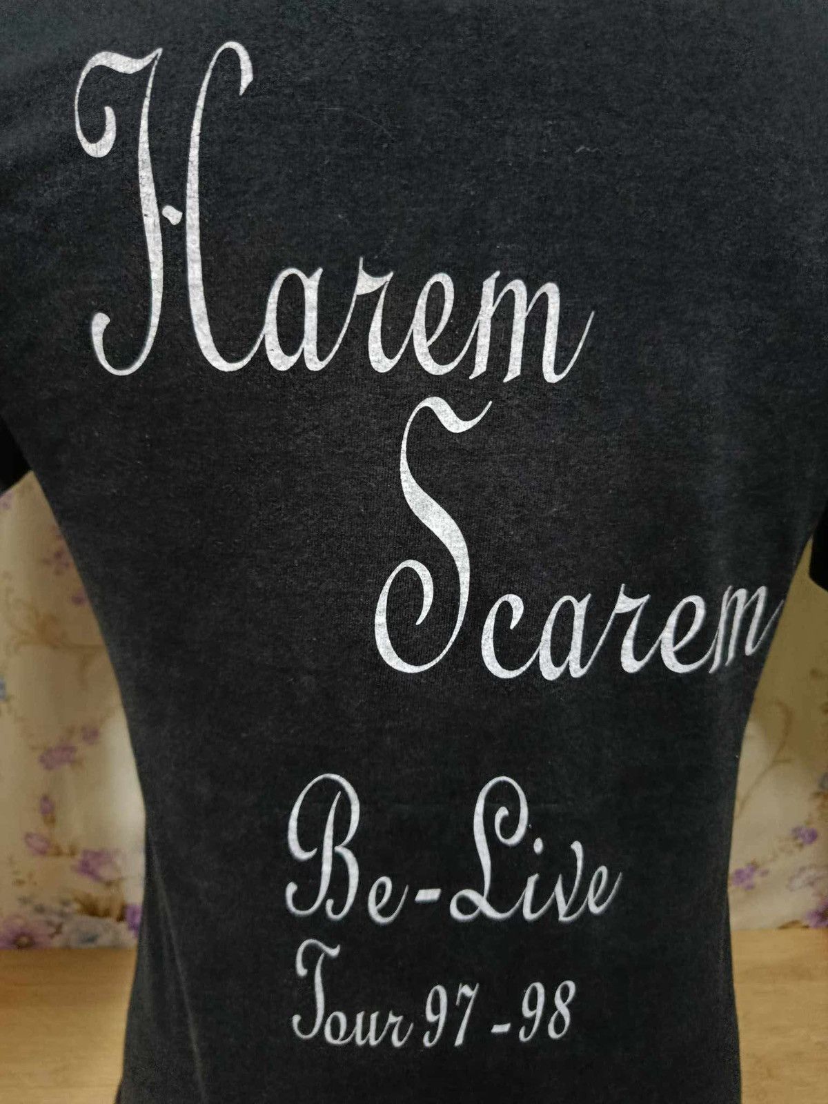 Band Tees Vintage 90s Harem Scarem band tour tee Size US S / EU 44-46 / 1 - 5 Thumbnail