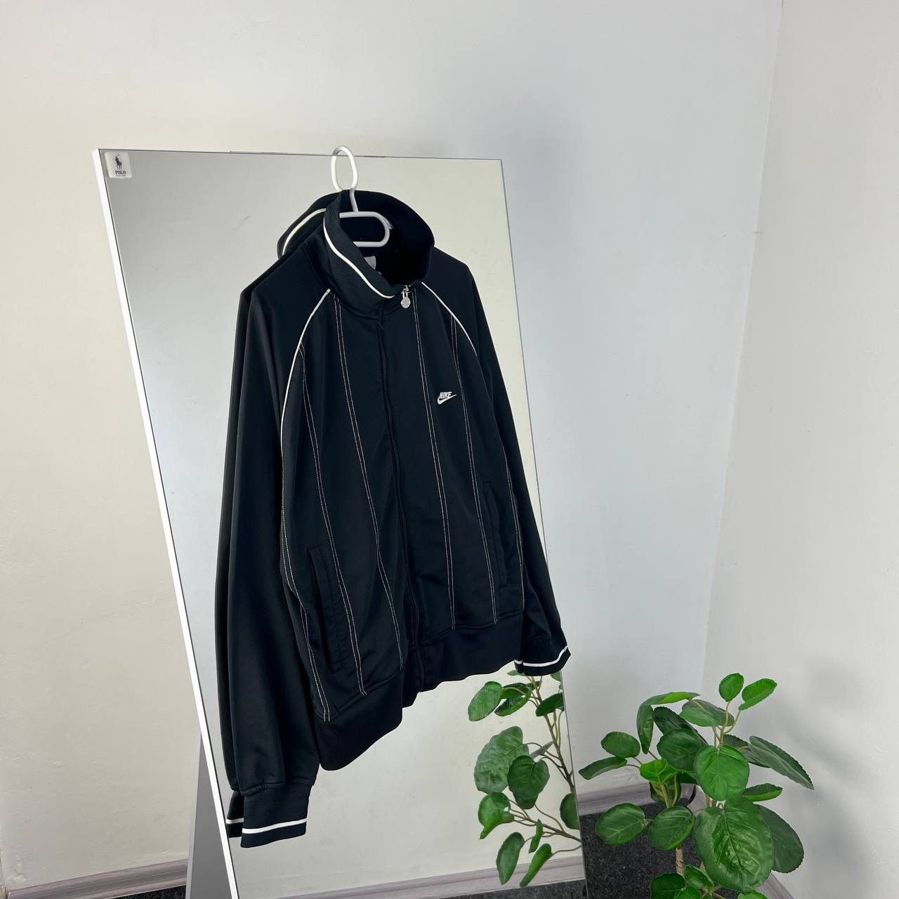 Nike Vintage Y2K Nike Mini Logo Zip Up Track Jacket Size US L / EU 52-54 / 3 - 1 Thumbnail