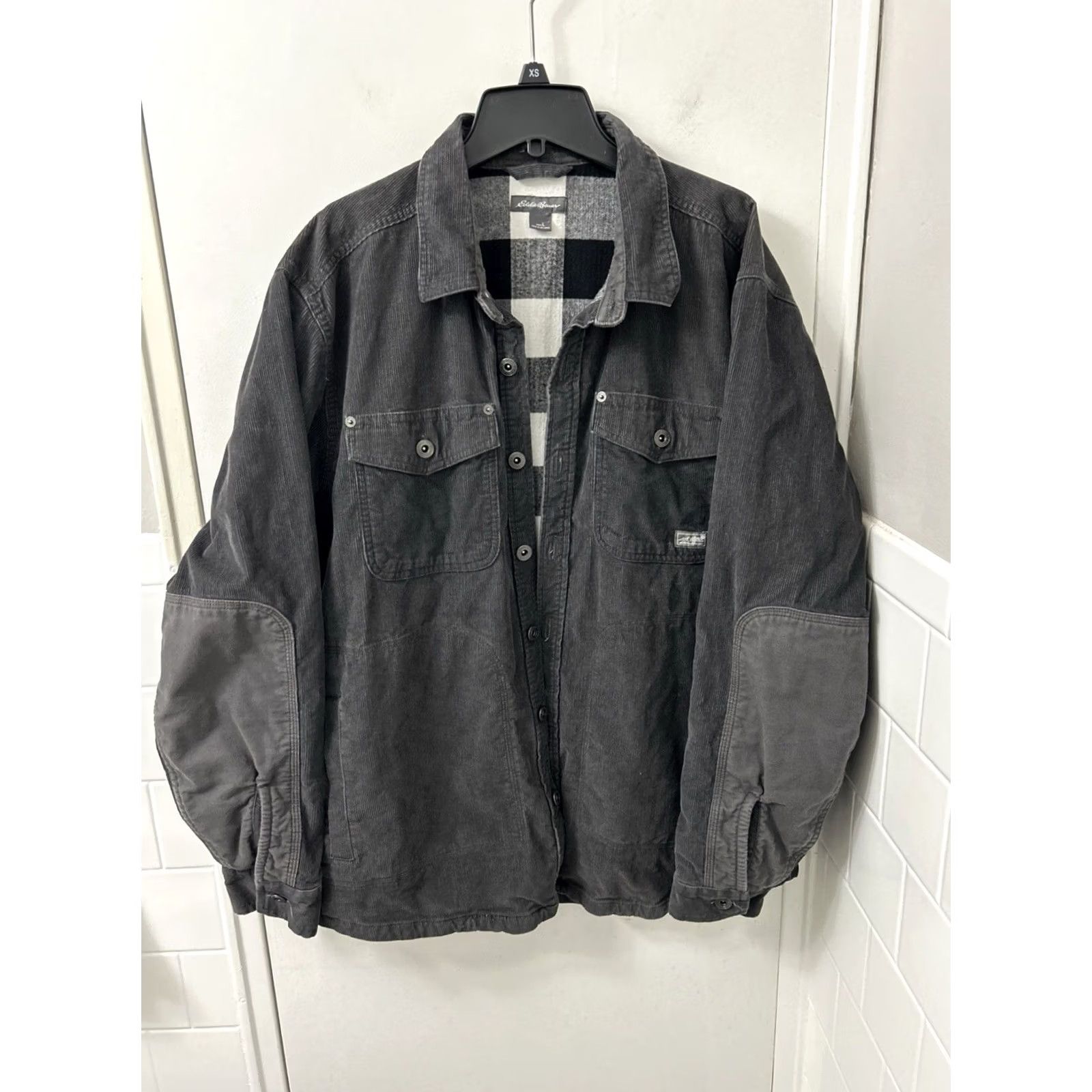Eddie Bauer VINTAGE Eddie Bauer Corduroy Jacket Mens L Gray Flannel Lined Relaxed Fit Elbow Patches Size US L / EU 52-54 / 3 - 2 Thumbnail