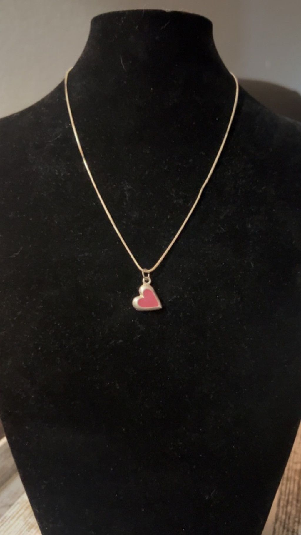 The Unbranded Brand Women's Unbranded Silver Chain Necklace with pink Heart Char Size ONE SIZE - 1 Thumbnail
