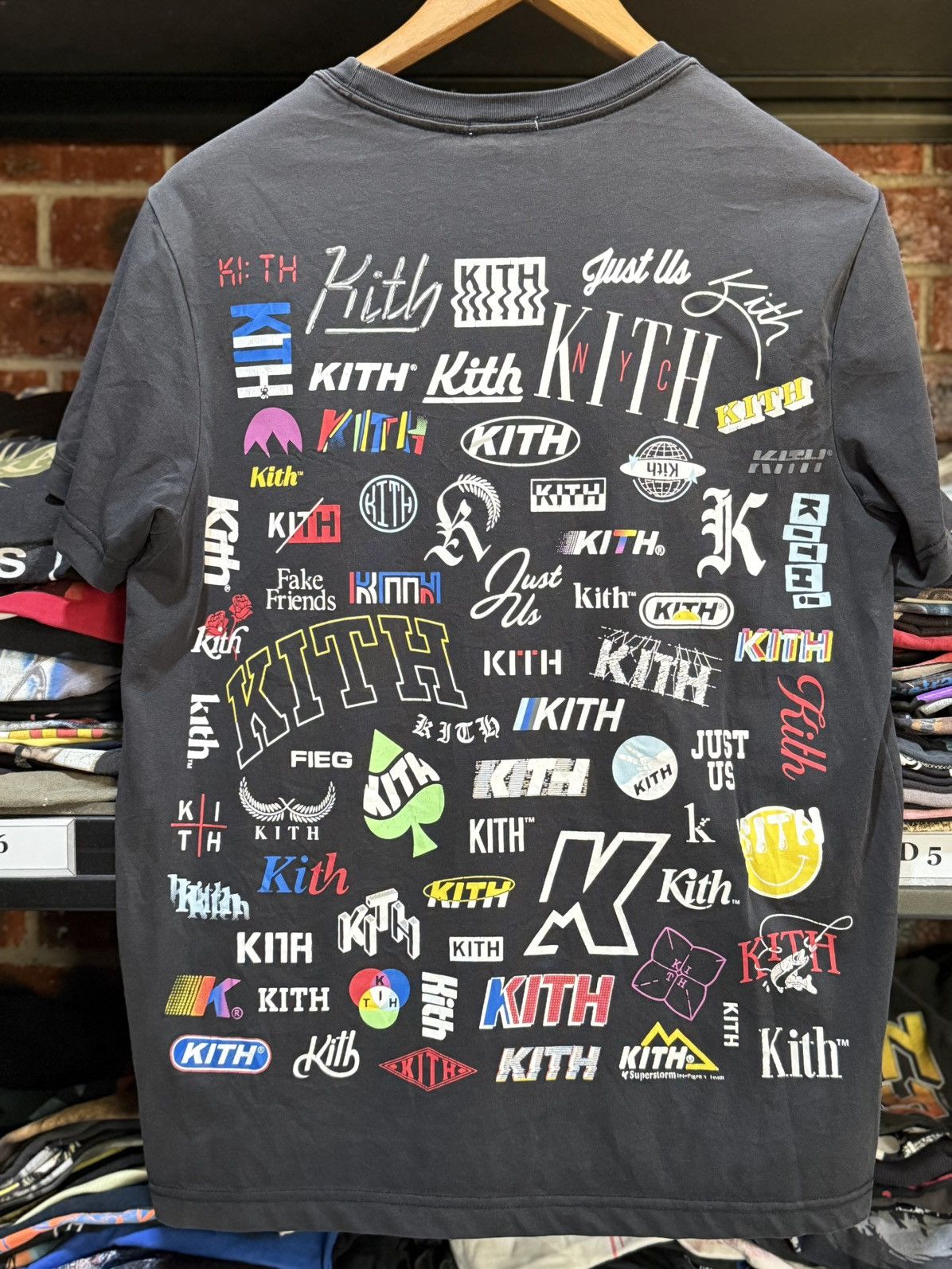 Kith Thrashed Kith All Logo Sun Faded Tee Size US M / EU 48-50 / 2 - 1 Thumbnail