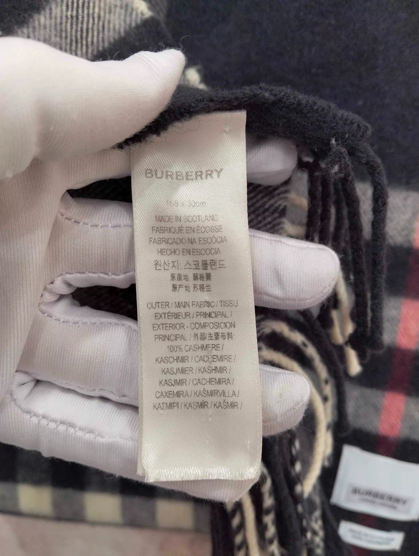 Burberry BURBERRY Classic Check Cashmere Scarf 95 New Size ONE SIZE - 4 Thumbnail