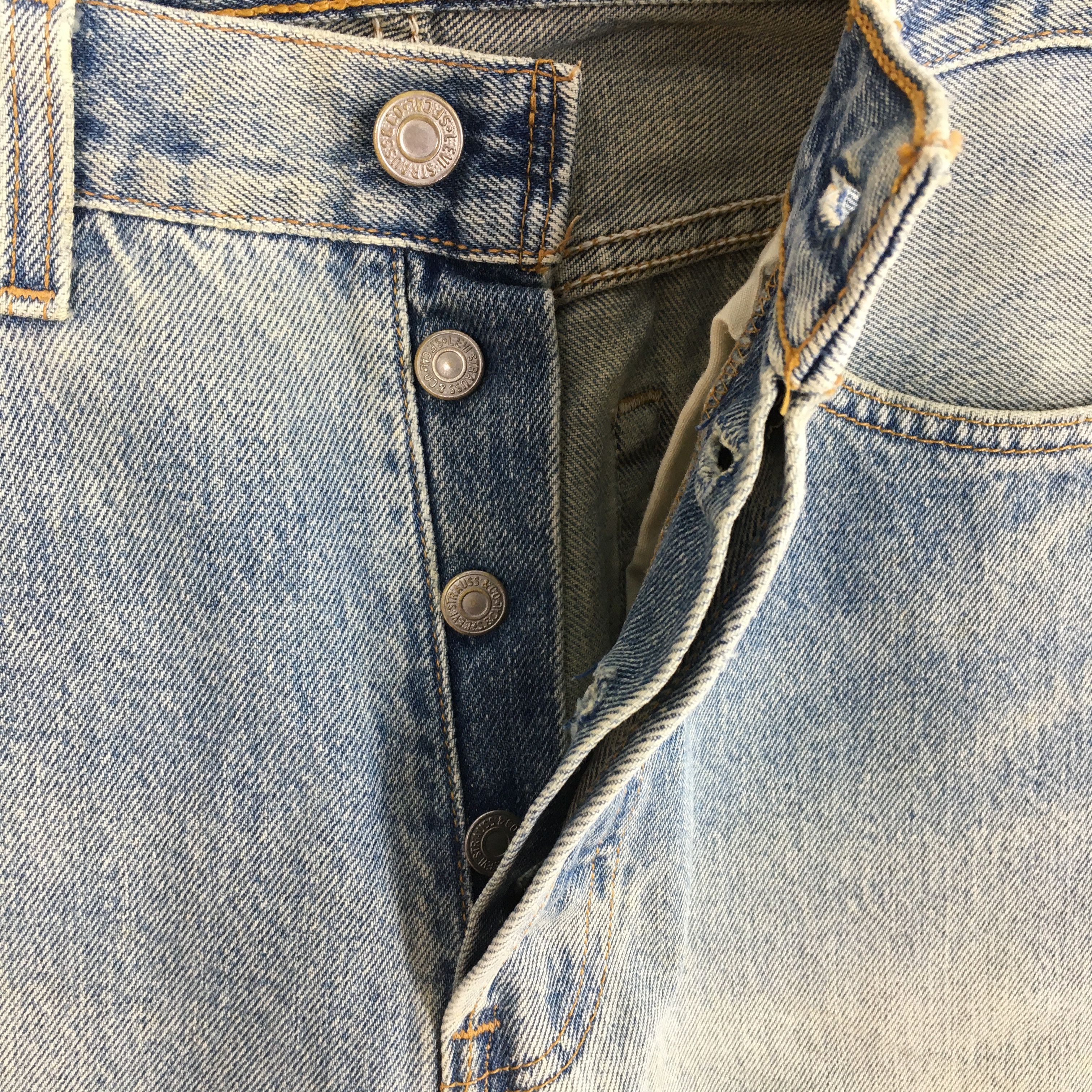 Levi's Size 27x31.5 Vintage 90s Levi's 501 Faded Blue Jeans S1865 Size 27" / US 4 / IT 40 - 6 Thumbnail