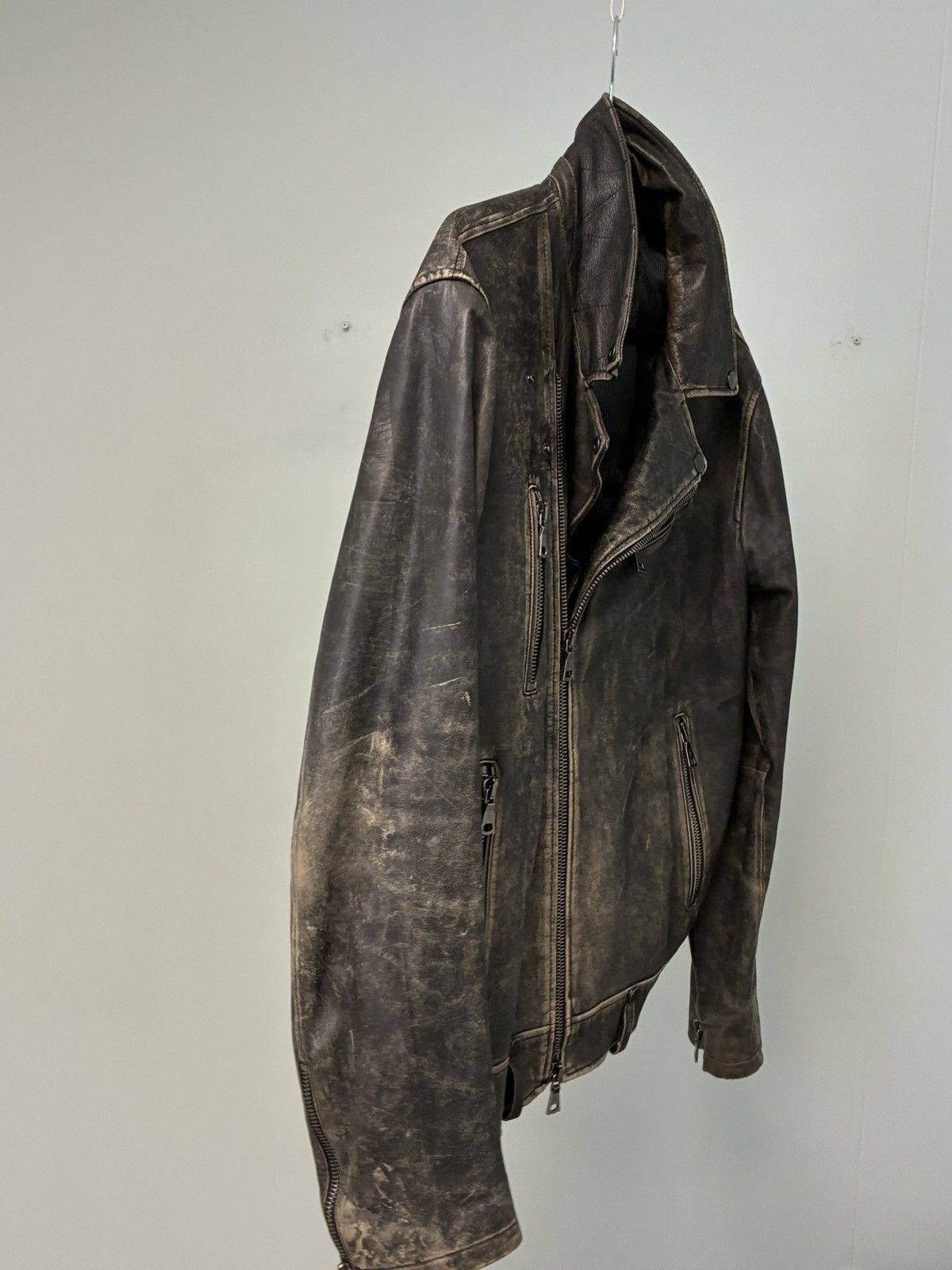 John Varvatos Distressed Leather Chelsea Biker Jacket EU54 USA44 Size US L / EU 52-54 / 3 - 13 Thumbnail