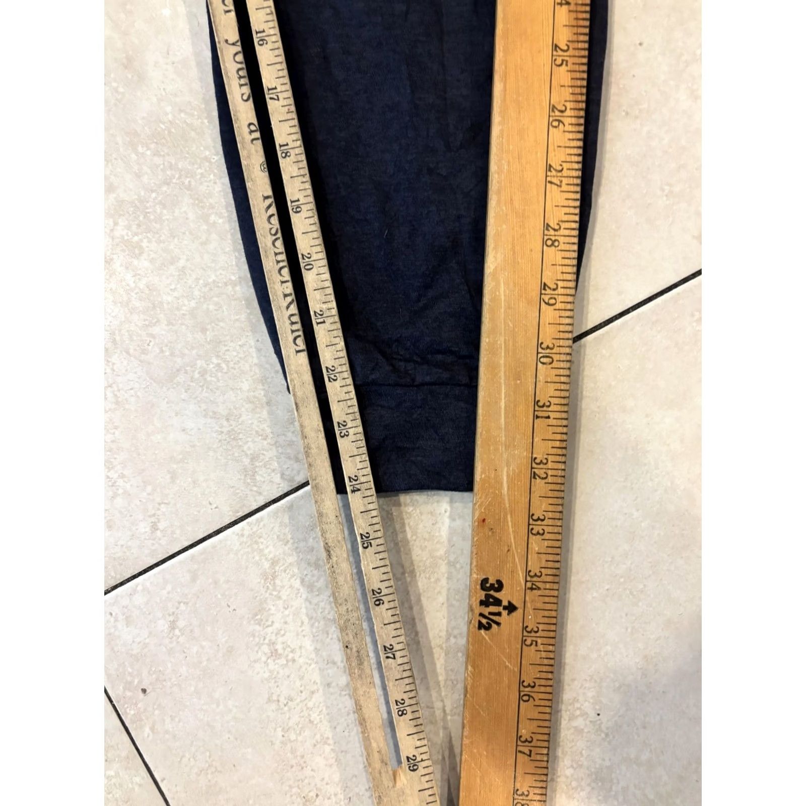 Vuori Vuori Jogger Pants Mens Small Gray Drawstring Cuffed Sweatpants Lounge Soft Size US 29 - 7 Thumbnail