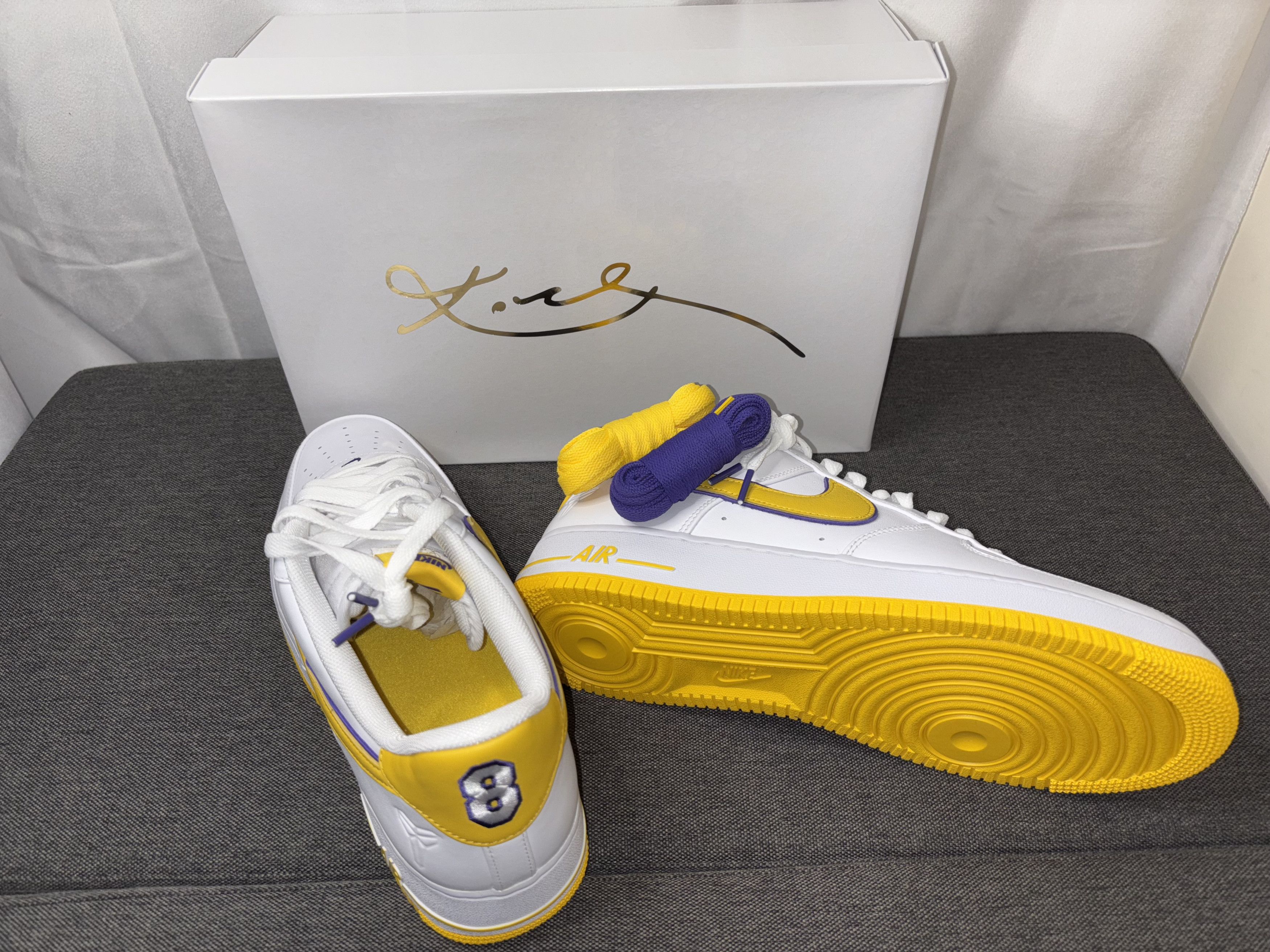 NBA Nike AF-1 Low Retro QS Kobe Bryant Lakers Home 14 FZ1151-100 Size US 14 / EU 47 - 15 Thumbnail