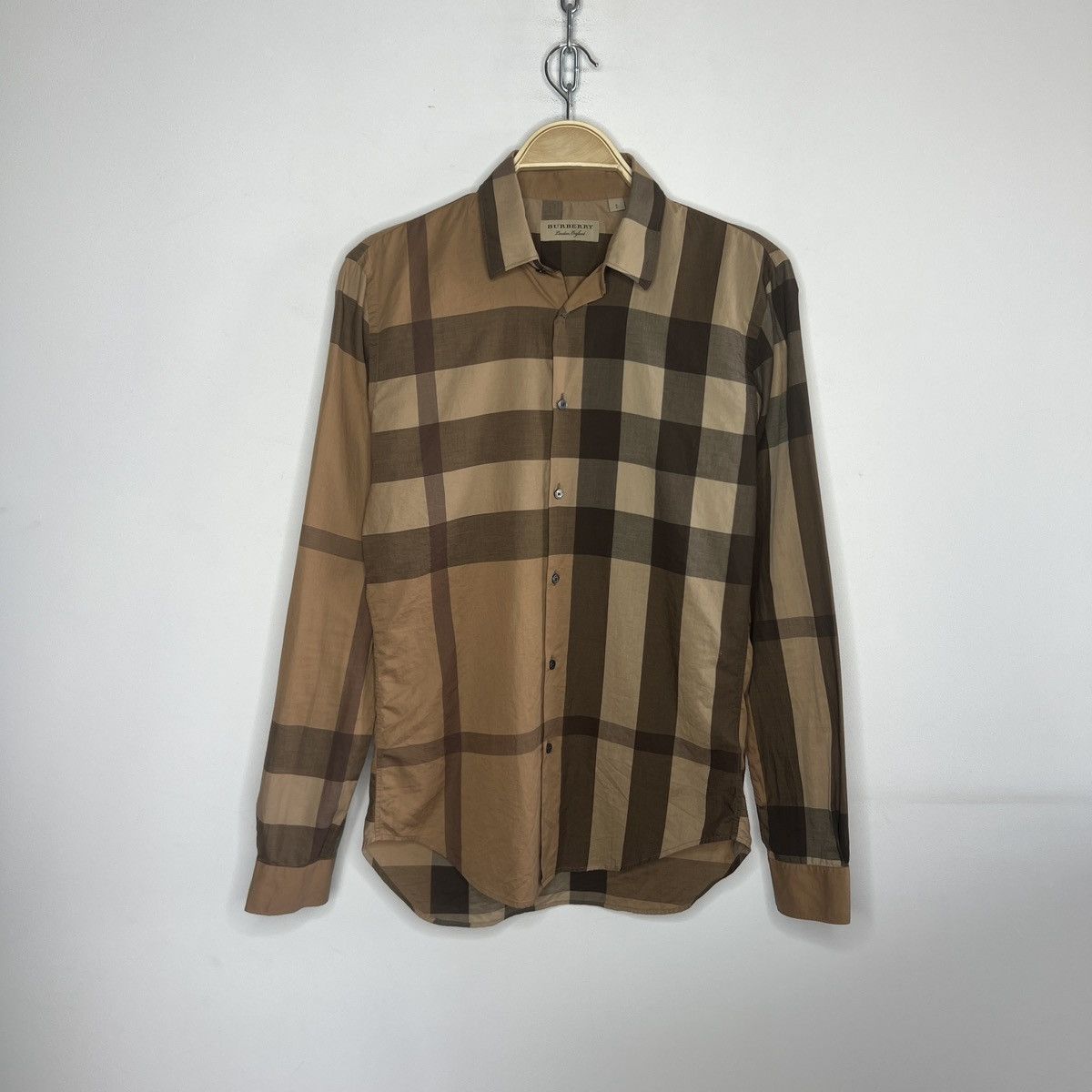 Burberry Burberry Nova Check Shirt Button Up Beige Size US S / EU 44-46 / 1 - 1 Thumbnail