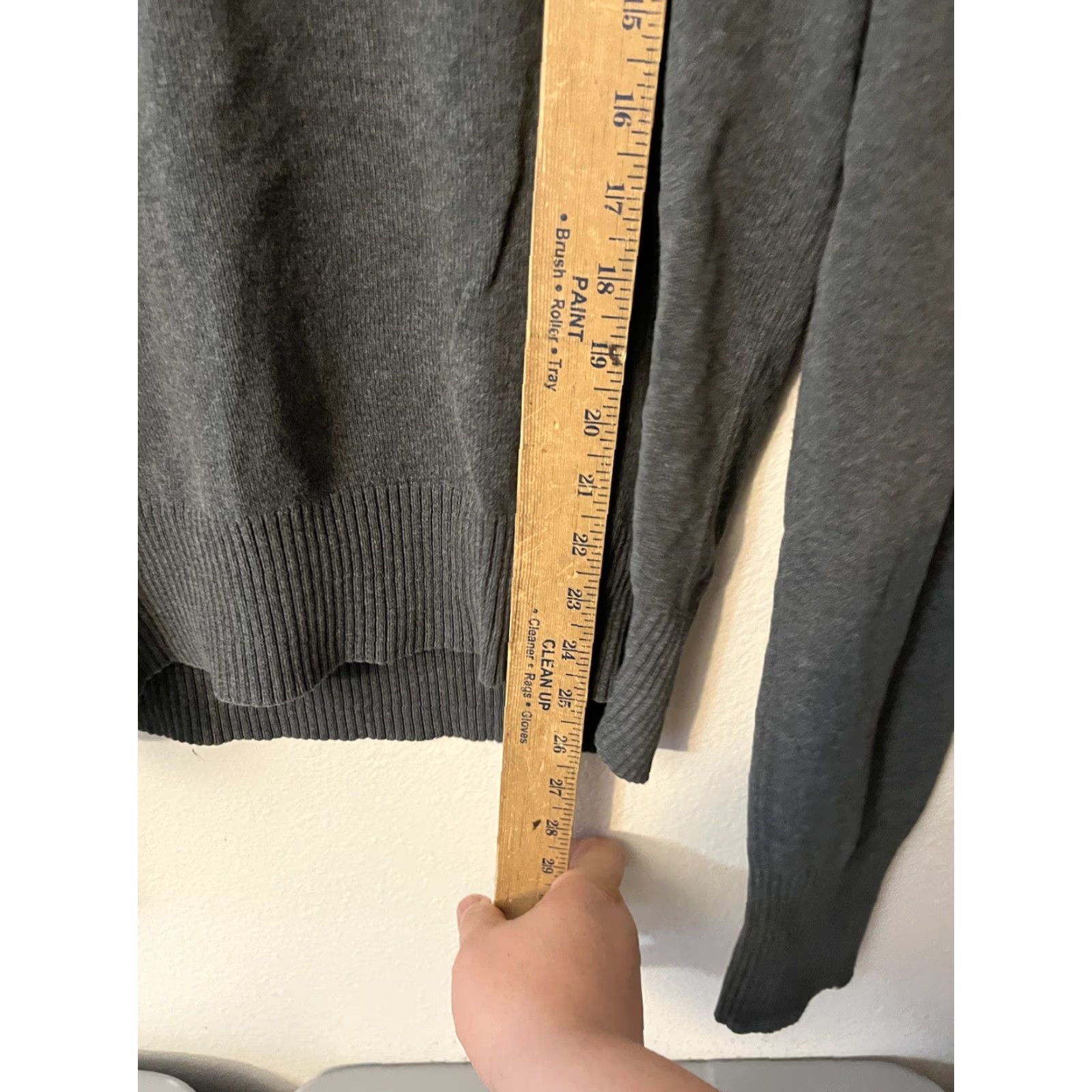 Tommy Hilfiger VINTAGE Tommy Hilfiger Hoodie Mens 90s Gray Medium Sweatshirt Pullover Solid 90s Theme Size US M / EU 48-50 / 2 - 5 Thumbnail