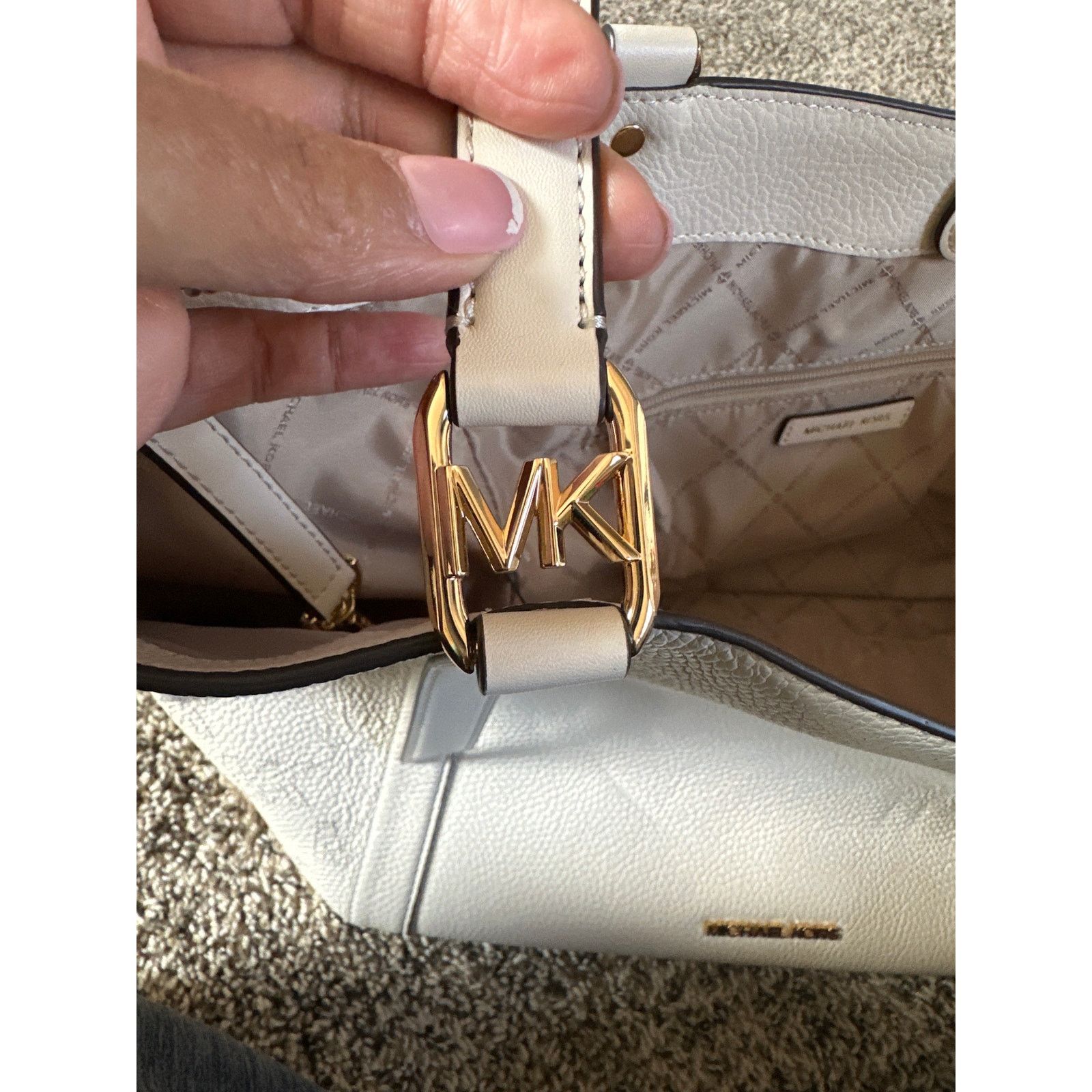 Michael Kors Michael Kors Size ONE SIZE - 12 Thumbnail