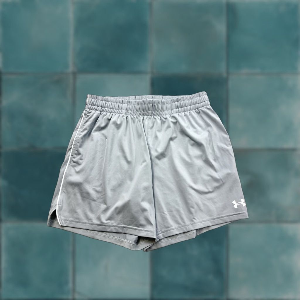 Under Armour Under Armour Shorts Women's S Gray HeatGear Team Tech Sample NWT Size 28" / US 6 / IT 42 - 1 Thumbnail