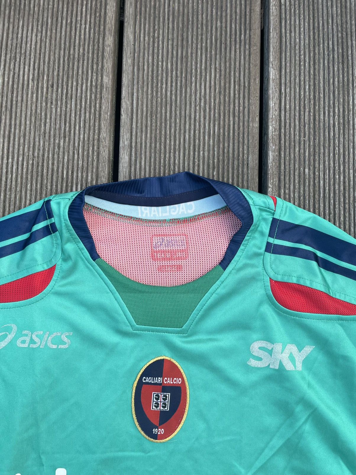 Asics 2006 - 07 Cagliari Third Shirt Size US M / EU 48-50 / 2 - 3 Thumbnail