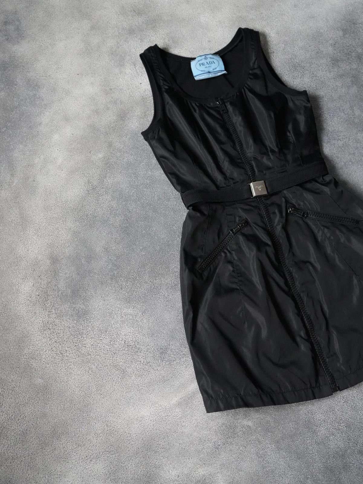 Other S/S 1995 Prada Runway Nylon Zipper Waist Sleeveless Dress Size L / US 10 / IT 46 - 4 Thumbnail