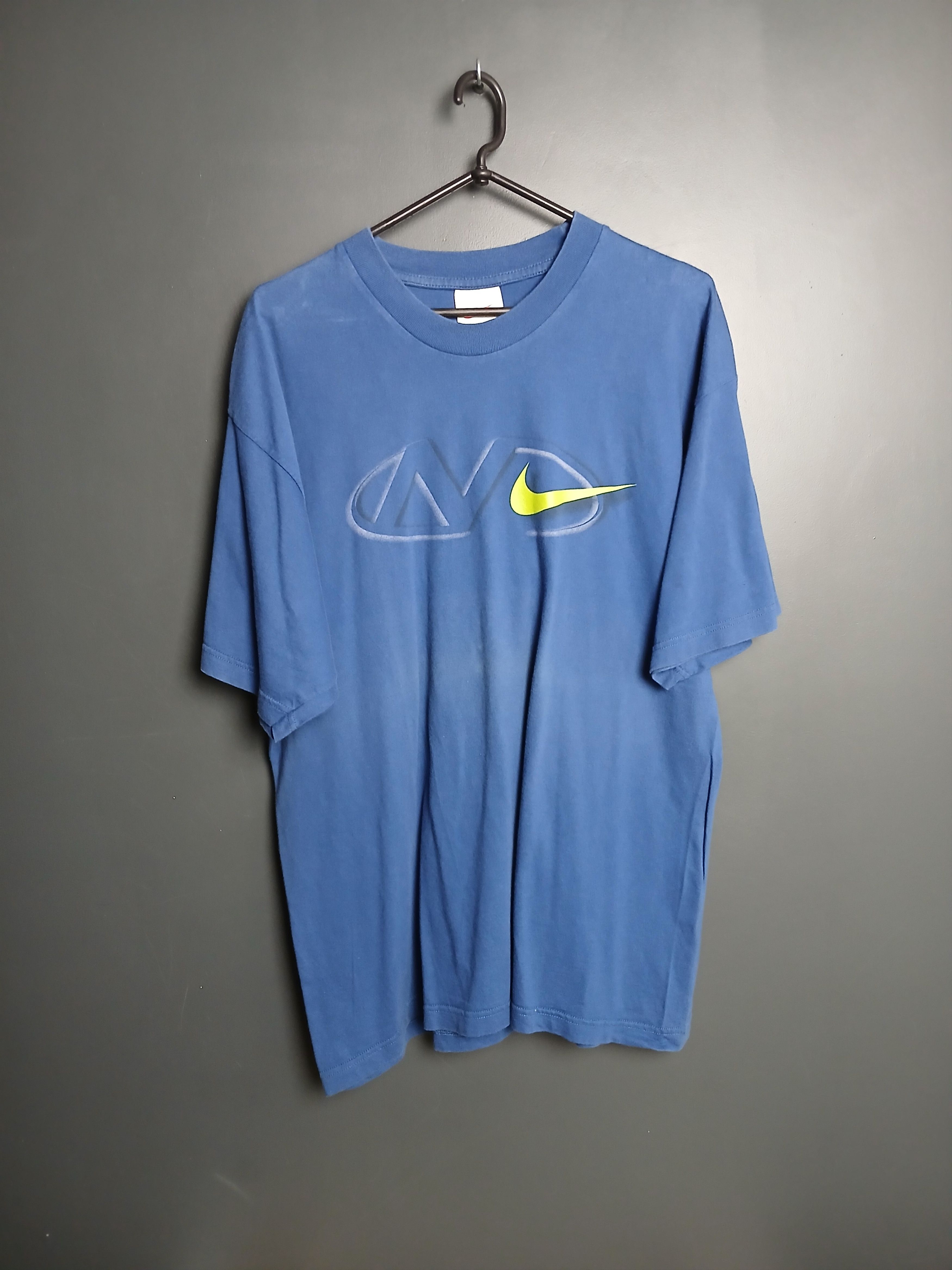 Nike × Vintage Vintage Nike T-Shirt Size US L / EU 52-54 / 3 - 1 Thumbnail