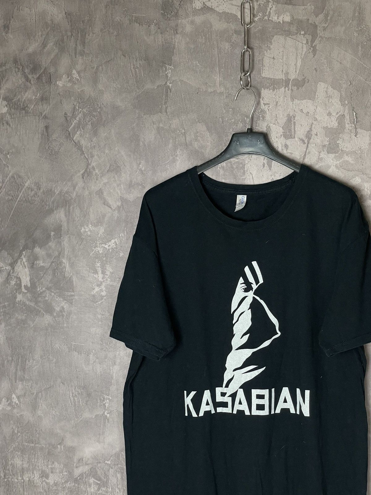 Band Tees × Vintage Vintage Kasabian Tour Graphic Big Logo T-Shirt Size US L / EU 52-54 / 3 - 3 Thumbnail
