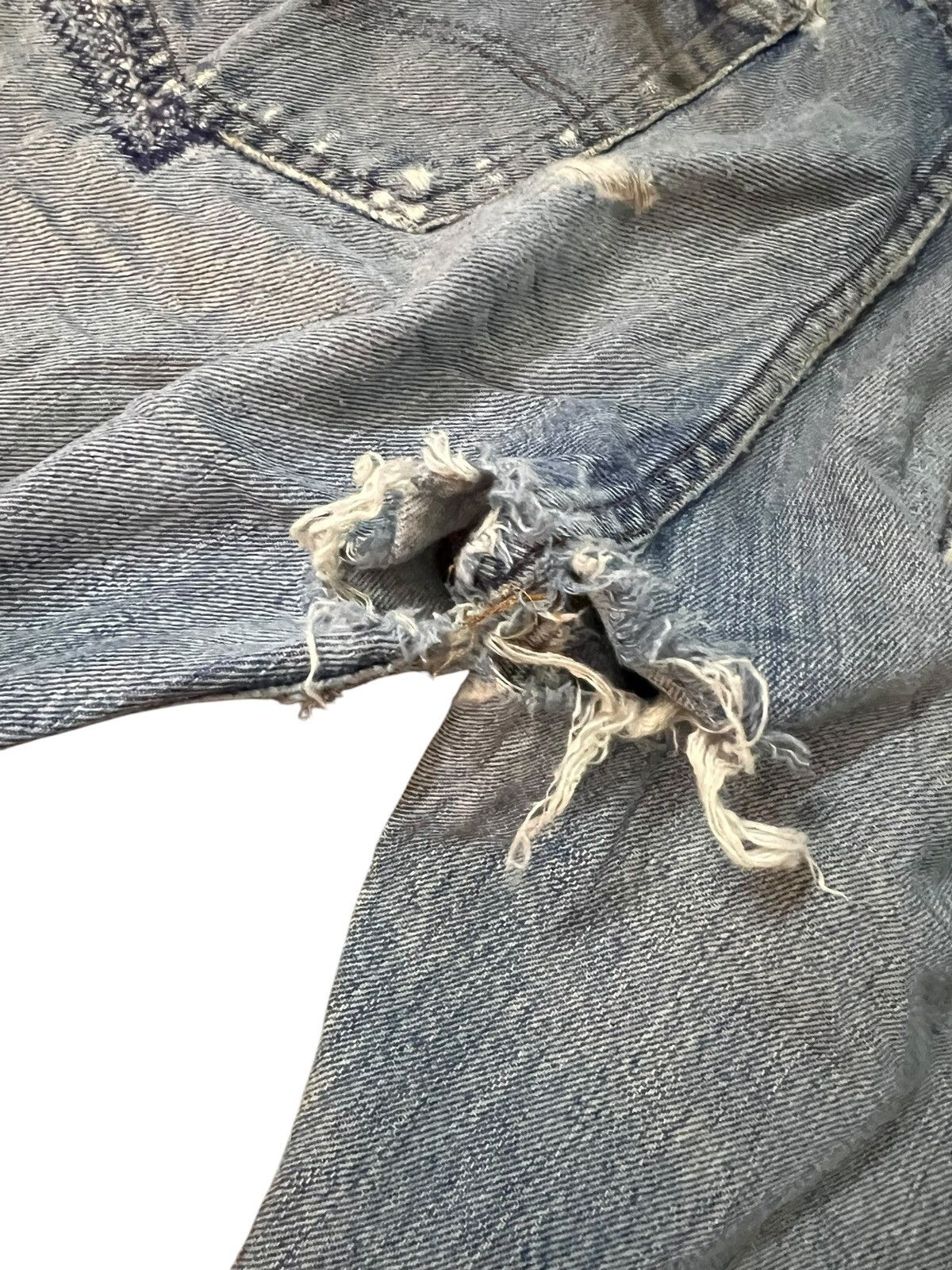 Levi's 70’s Distressed Thrashed Levis 501 Selvedge Rindem button#6 Size US 29 - 14 Thumbnail