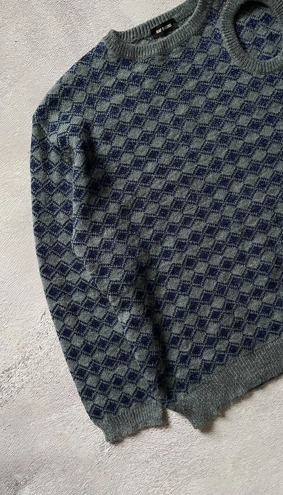 Raf Simons RARE! Raf Simons Sweater Knit SS19 Asymmetrical Glitter Hole Size US M / EU 48-50 / 2 - 3 Thumbnail