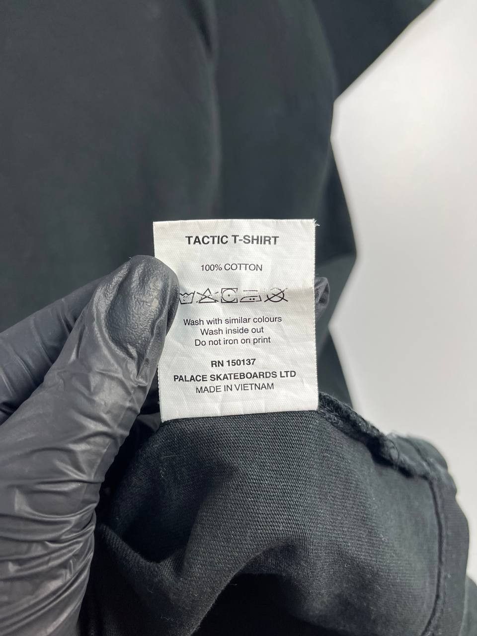 Palace Palace Skateboards Tactic T Shirt Black Graphic Tee Mens L Size US L / EU 52-54 / 3 - 5 Thumbnail