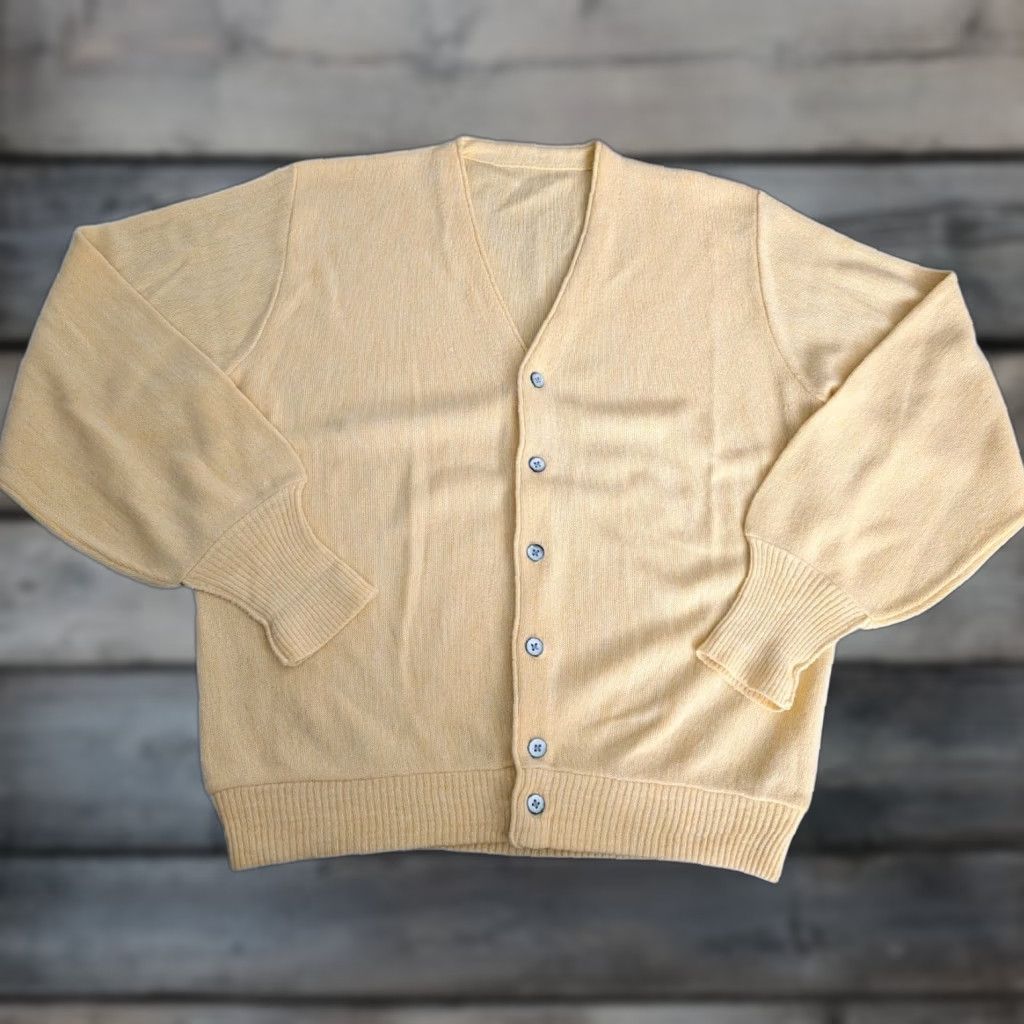 Buttero VINTAGE 60's Mens Cardigan Sweater Butter Yellow Kurt Cobain Style M/L EUC Cardigan Sweater Mens Yellow Kurt Cobain 60s Grunge Vintage Size US M / EU 48-50 / 2 - 1 Thumbnail