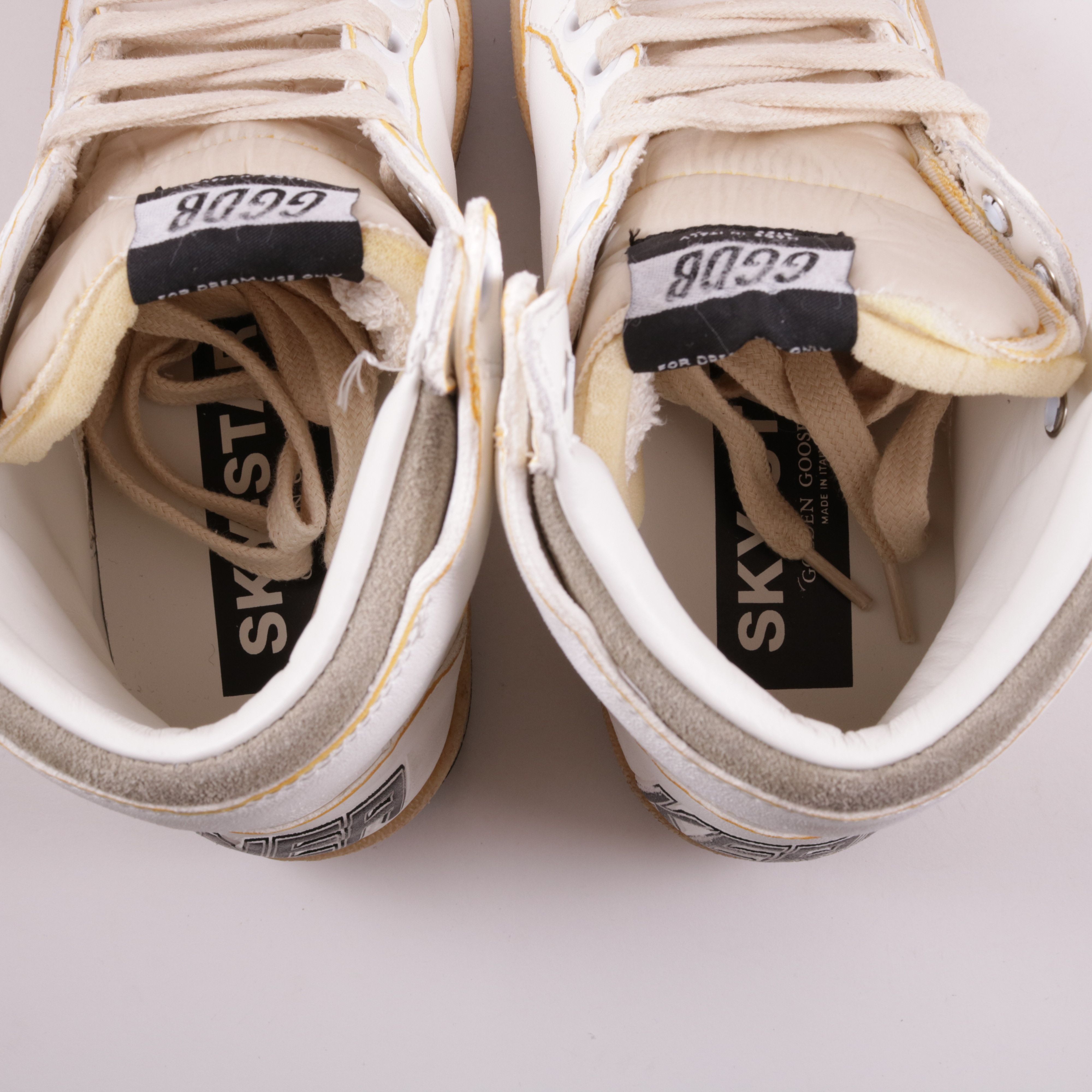Golden Goose Golden Goose Deluxe Brand Sky Star Sneakers 35 5 Size US 5 / IT 35 - 5 Thumbnail