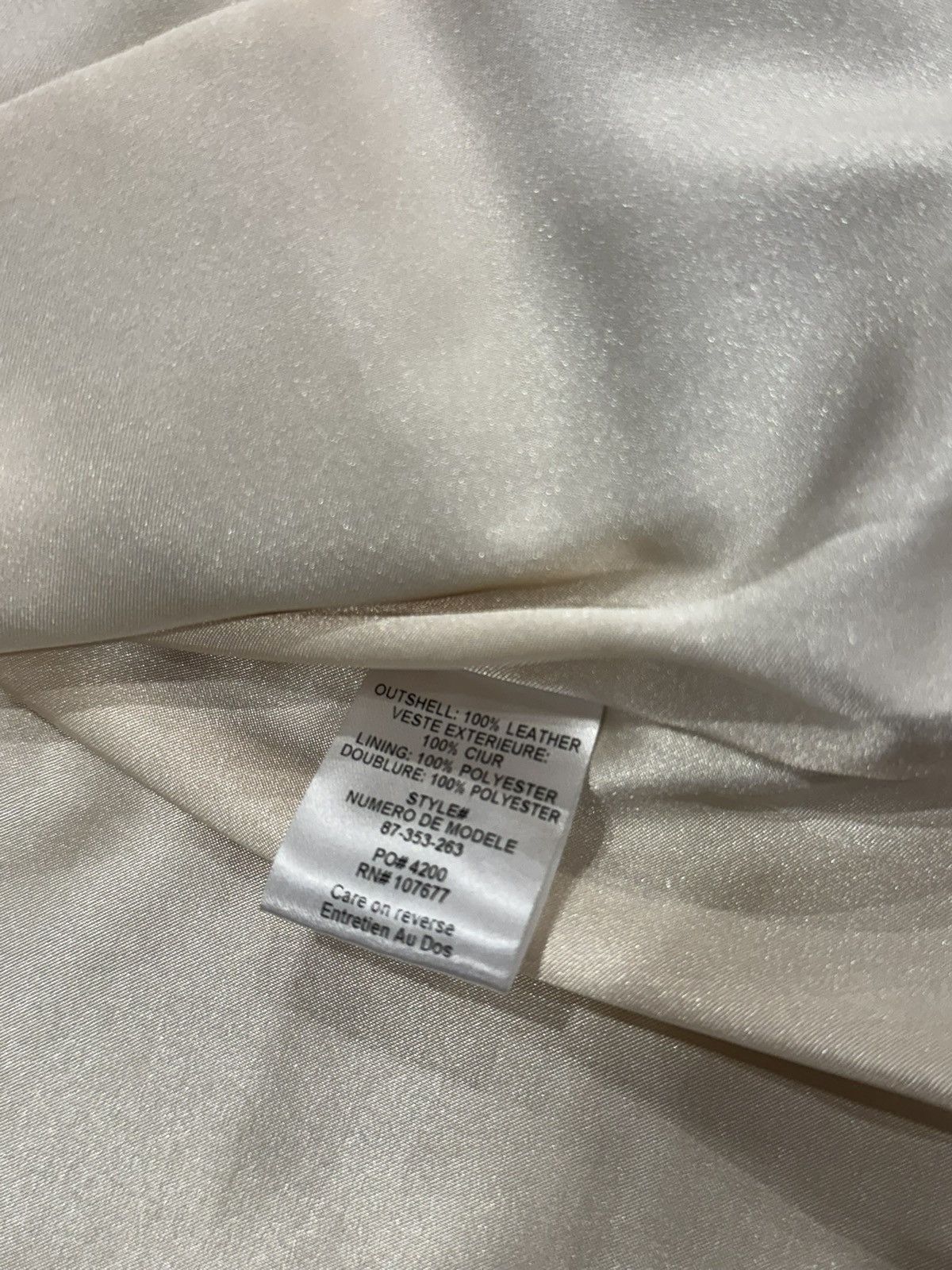 Alice + Olivia Alice + Olivia Quilted Vegan Leather Cropped Jacket Size XS / US 0-2 / IT 36-38 - 6 Thumbnail